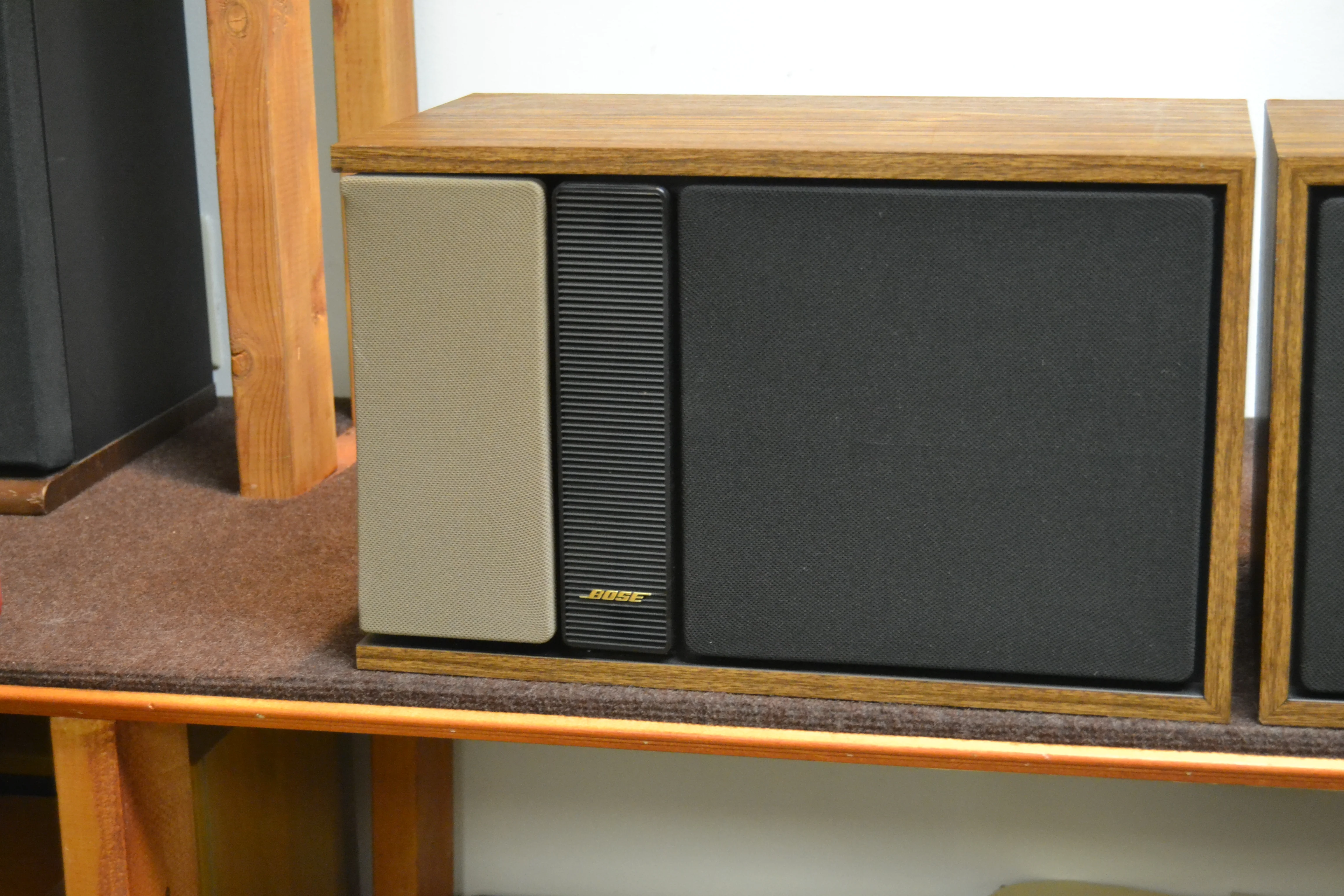 Bose 301 Series II Bookshelf Speakers * Mint Condition - Image 2
