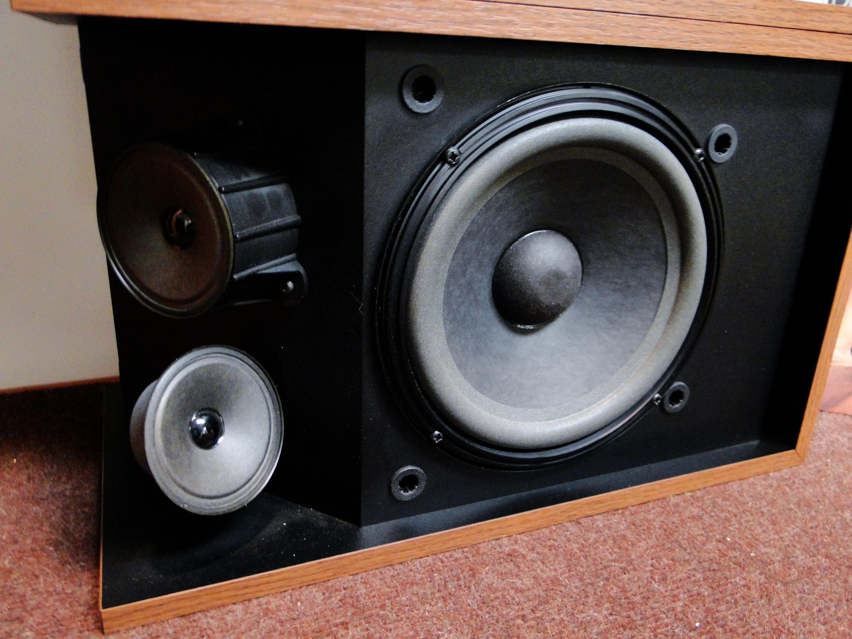 Bose 4.2 Series II Bookshelf Speakers - Image 4