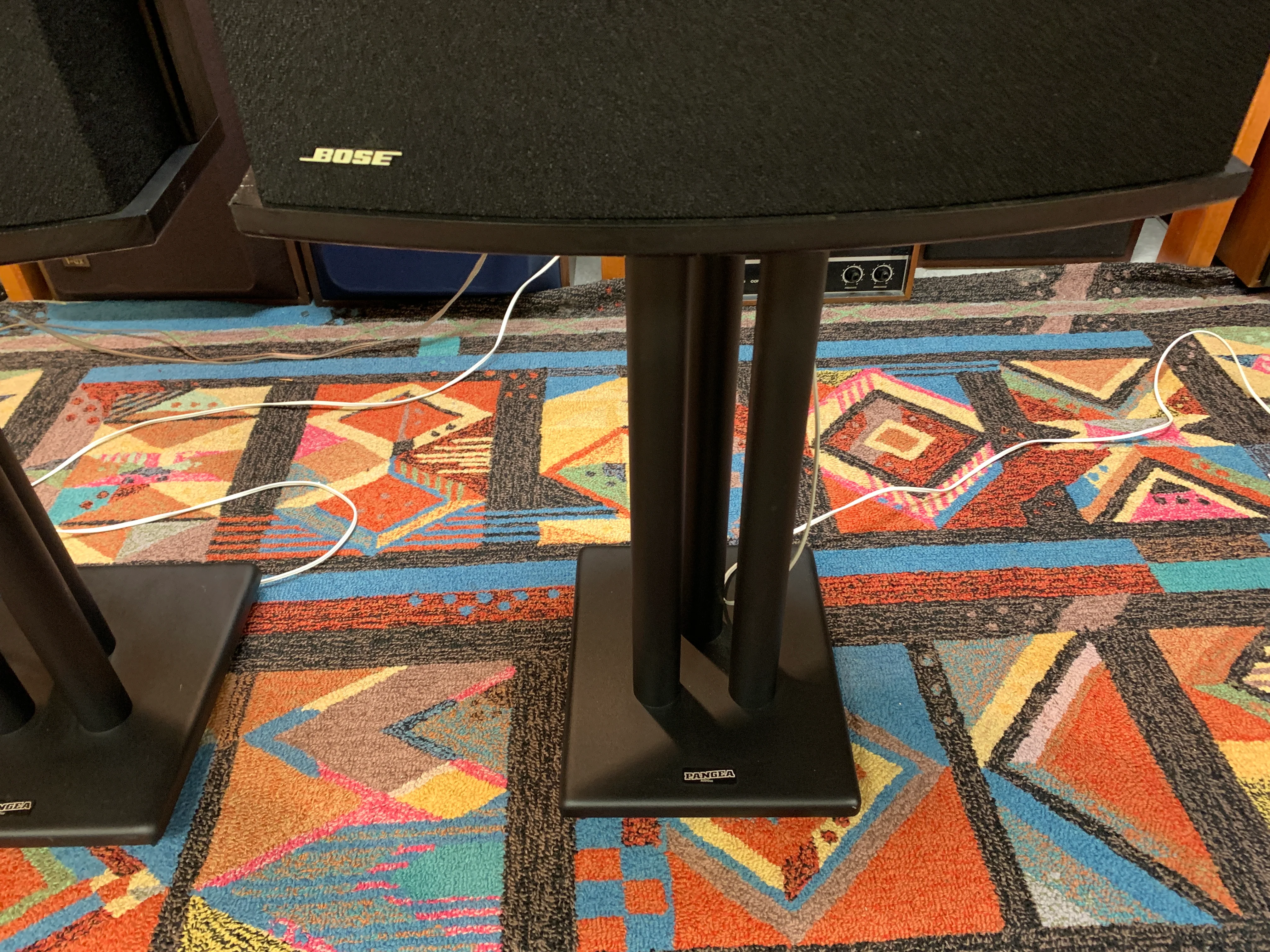 Bose 901 Series VI Black with Pangea Stands & Equalizer - Image 6