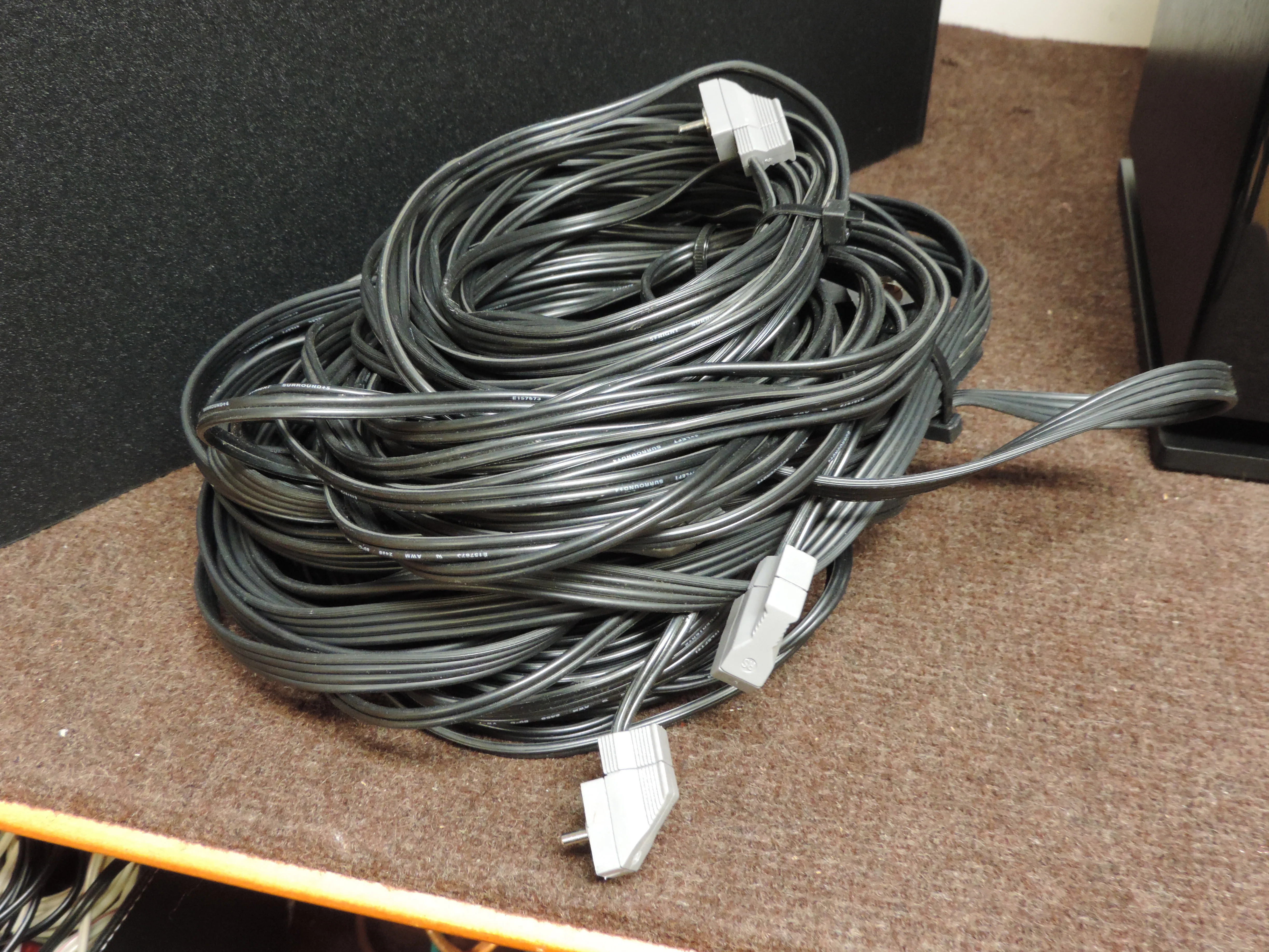 Bose Acoustimass 10 Series II Speakers System * 5 Speakers plus Subwoofer * Cables - Image 8