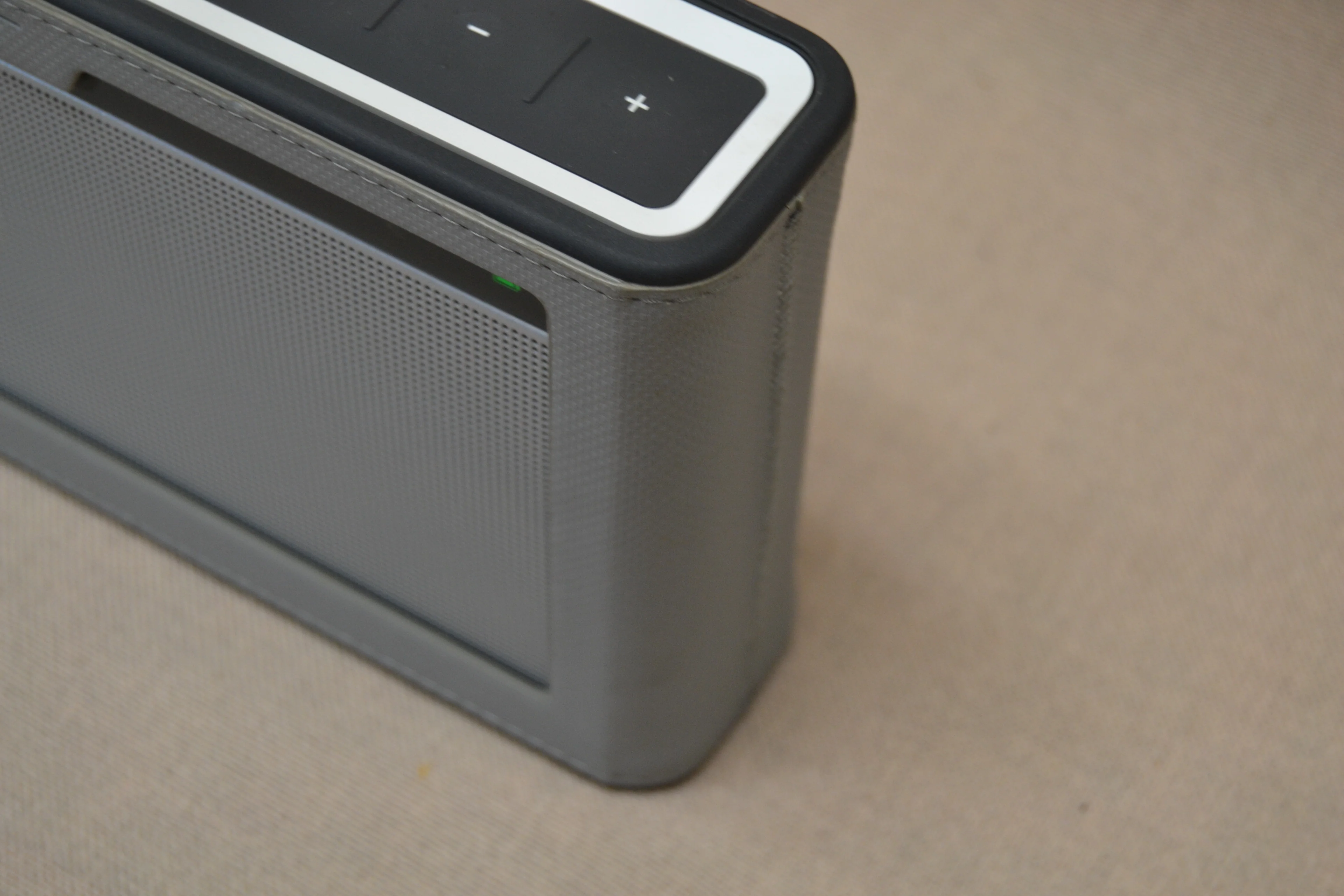 Bose Bluetooth Soundlink Speaker III Model 414255 - Image 3
