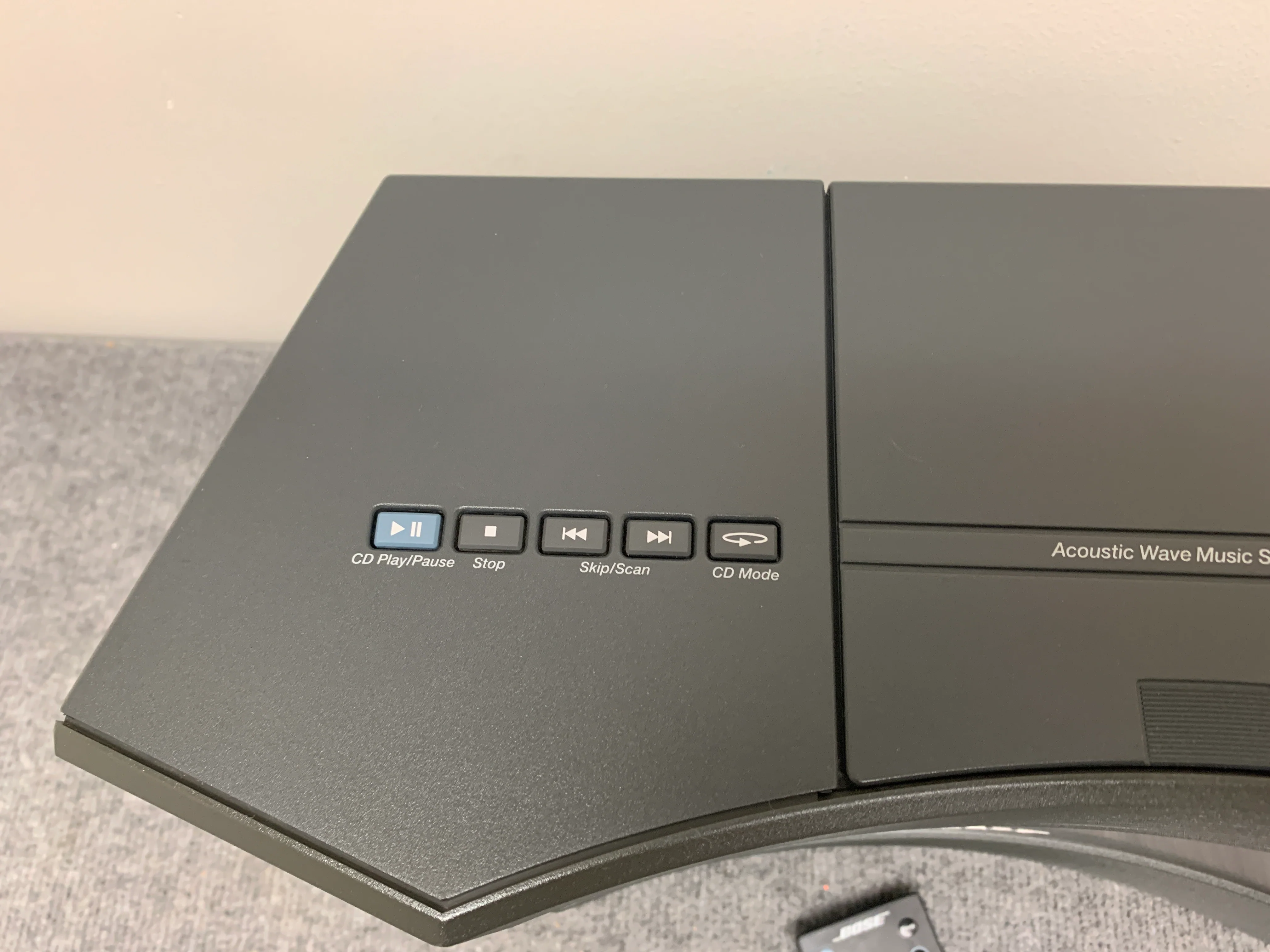 Bose CD-3000 Acoustic Wave Radio and CD - Remote Control - Image 5