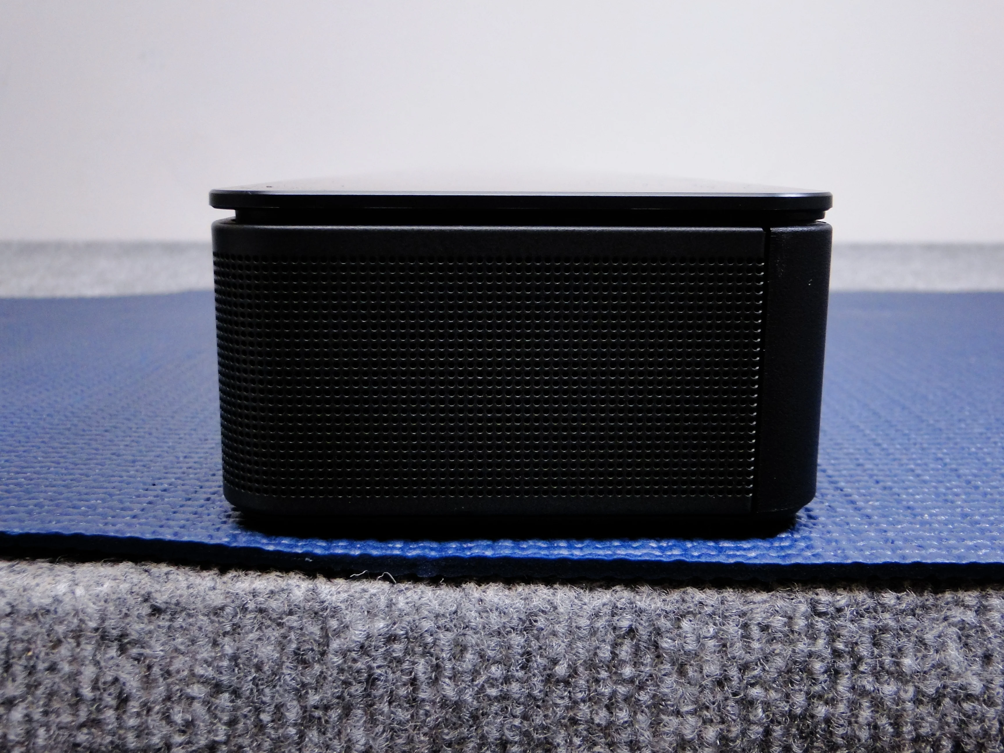 Bose TV Speaker Sound Bar * Remote * Manual - Image 10