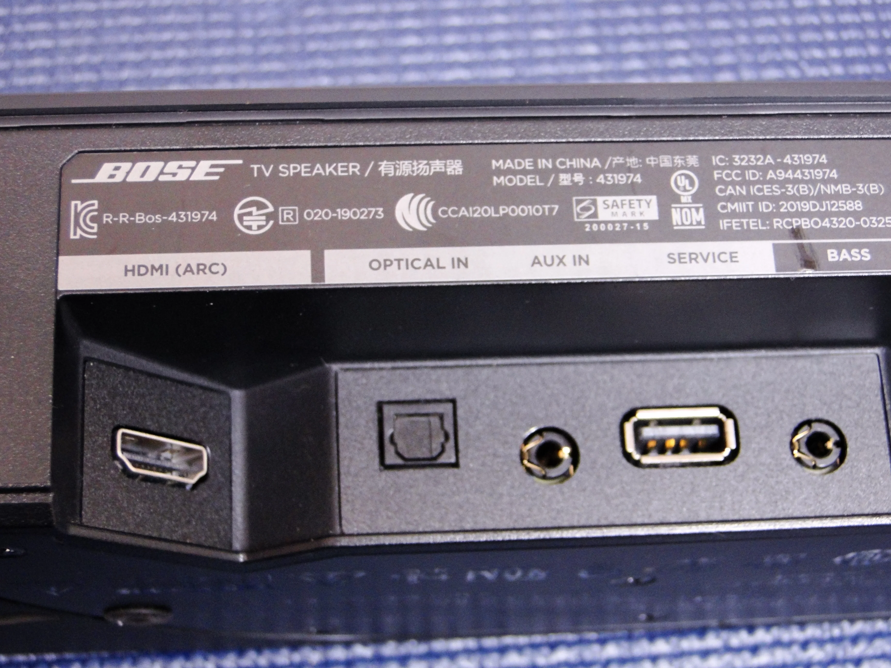 Bose TV Speaker Sound Bar * Remote * Manual - Image 5