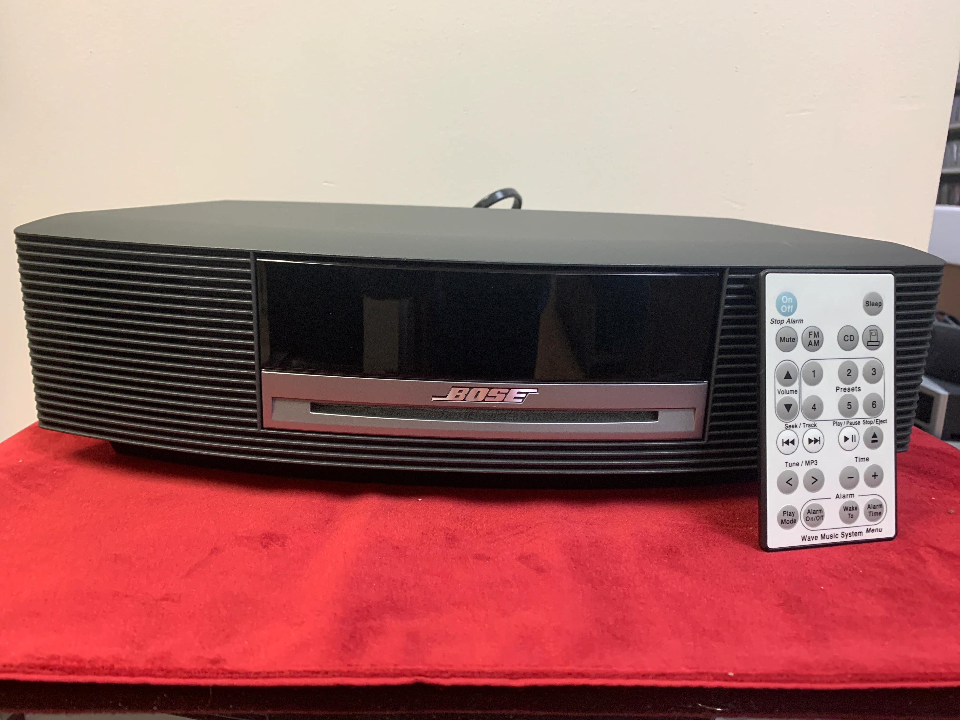 Bose Wave Radio AWRCC1 Black w/Remote