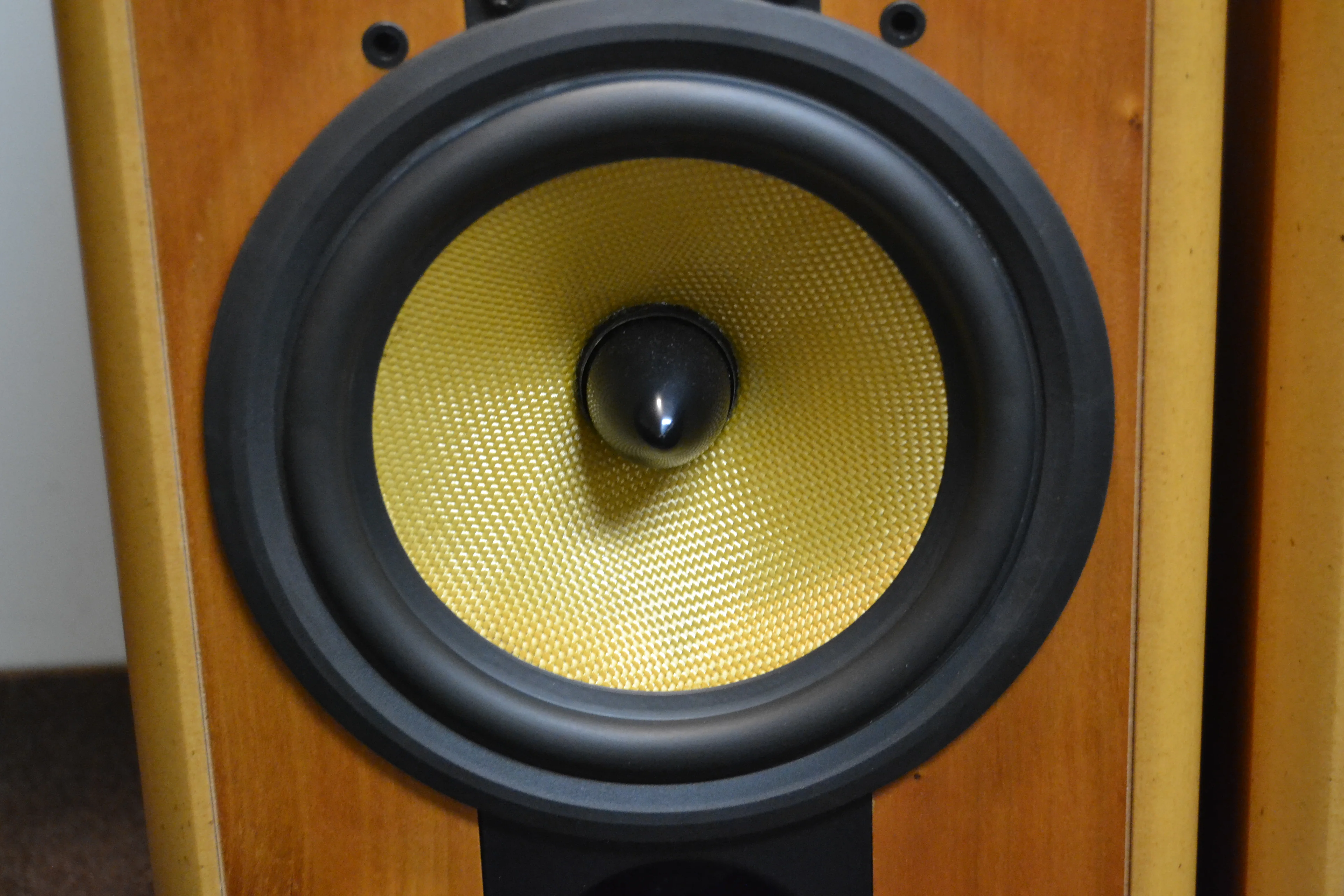 Bower & Wilkins B&W CDM1 SE Bookshelf Speakers - Image 4