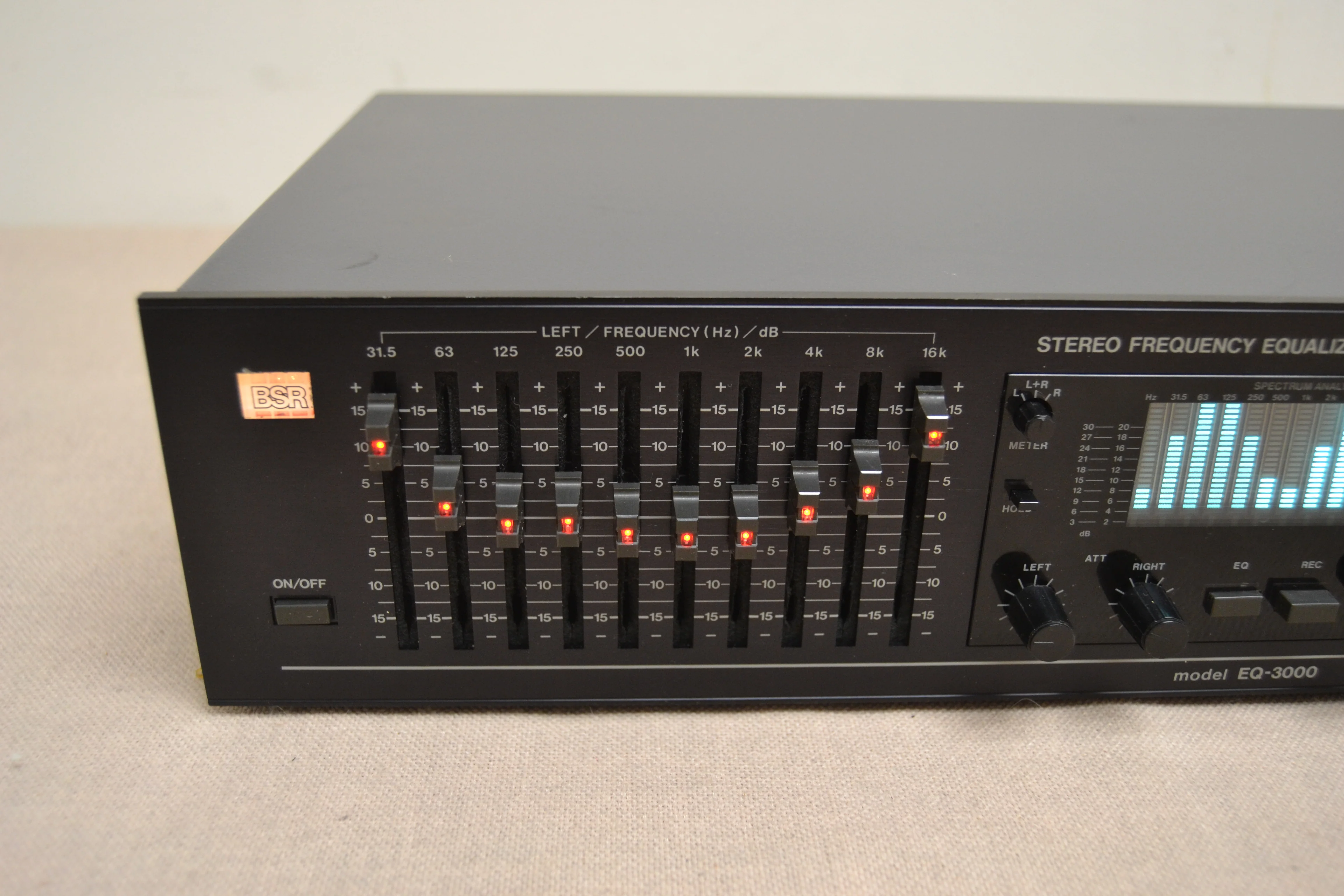 BSR EQ-3000 * 10 Band Stereo Frequency Equalizer with Real Time Spectrum Analyzer - Image 2