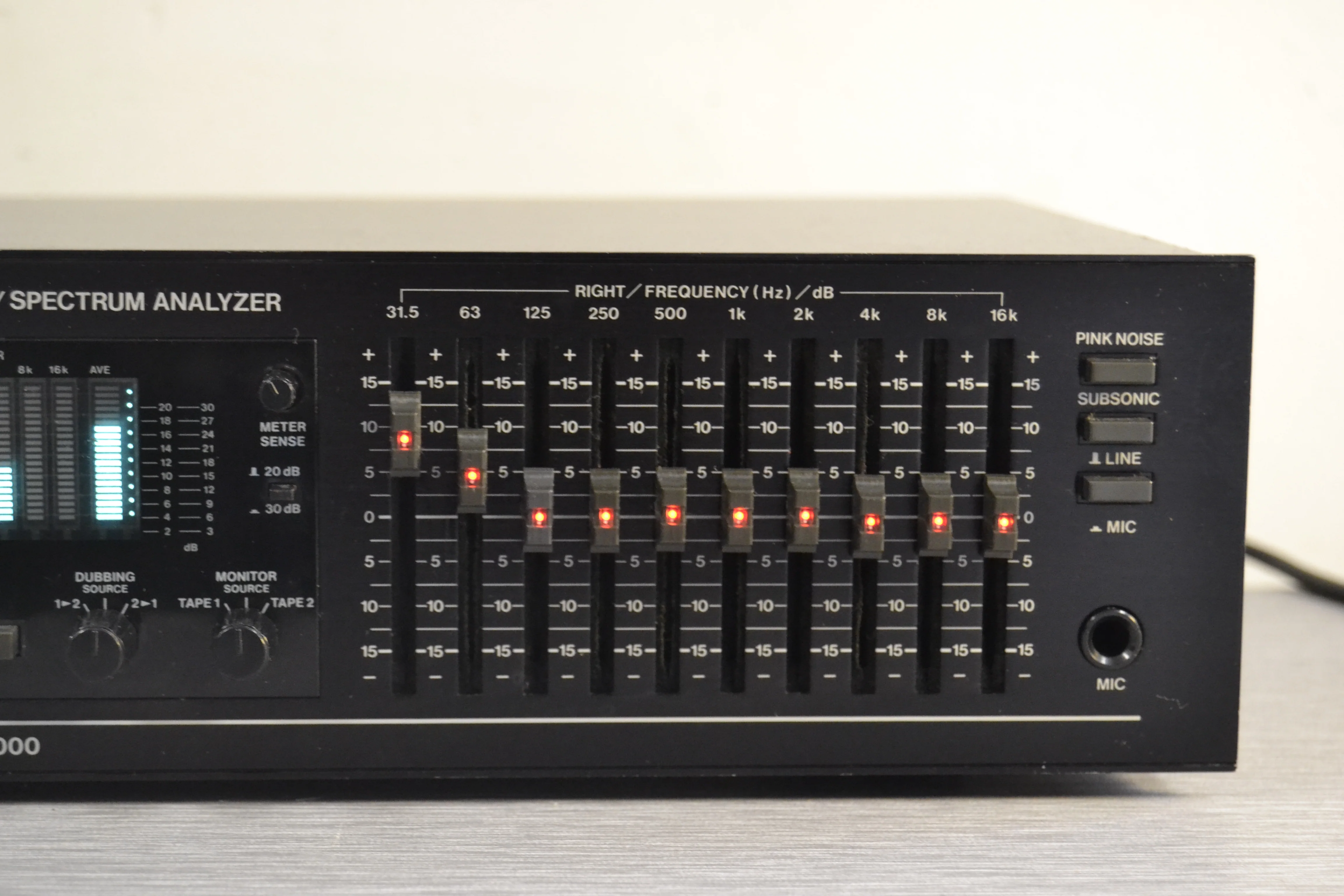 BSR EQ-3000 Graphic Equalizer with Spectrum Analyzer and Pink Noise - Image 4