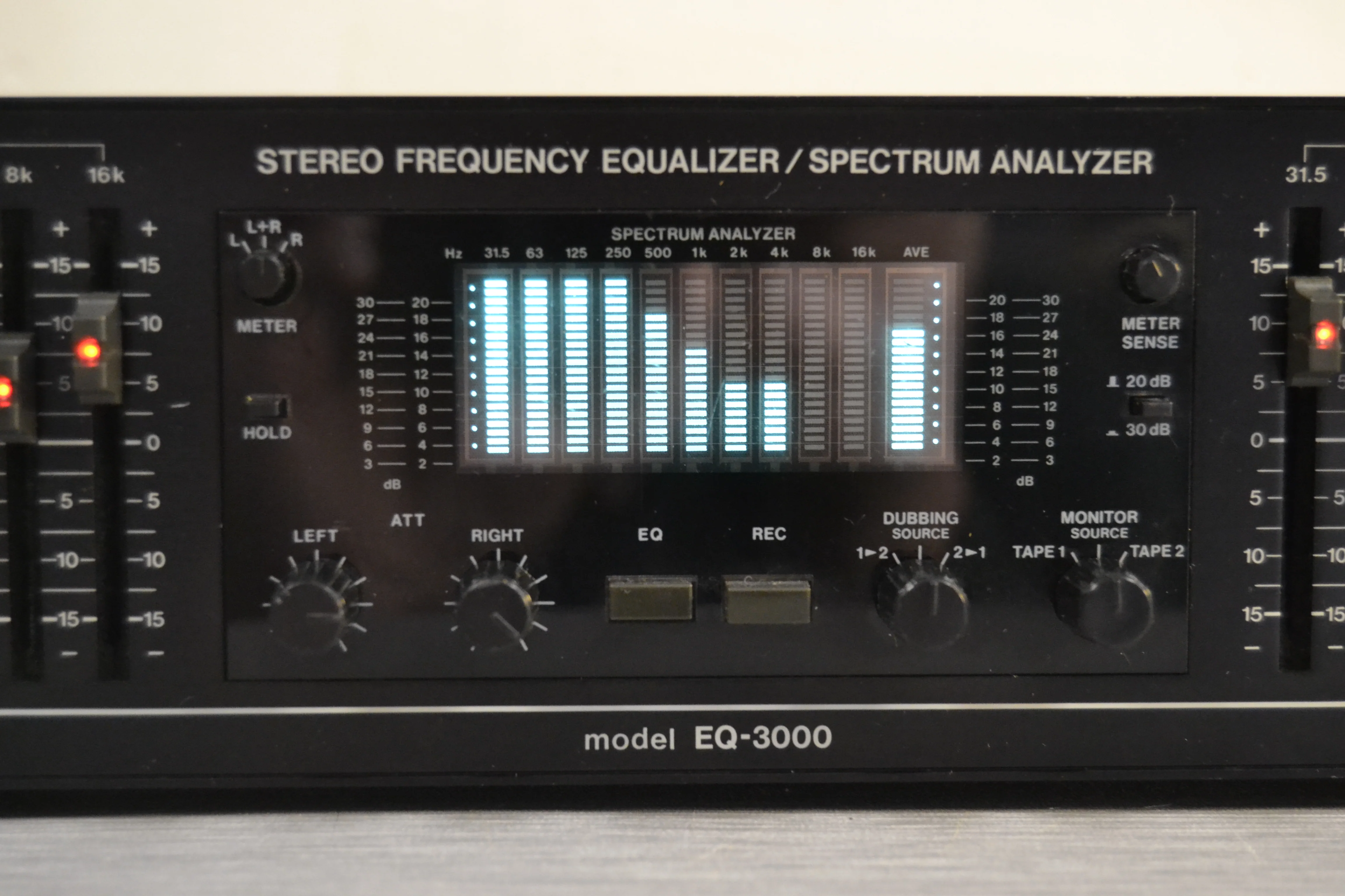 BSR EQ-3000 Graphic Equalizer with Spectrum Analyzer and Pink Noise - Image 5