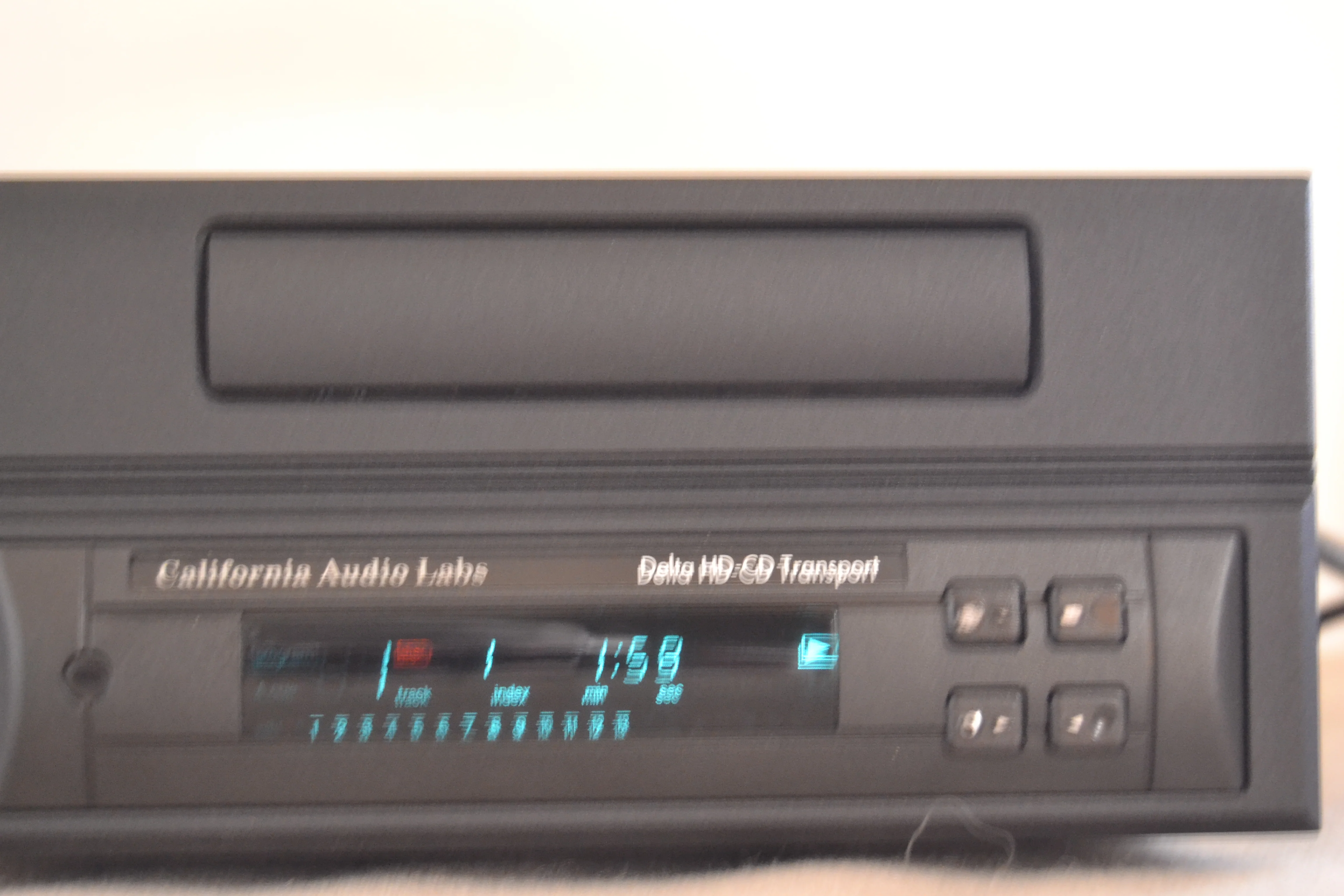 California Audio Labs - Sigma and Delta - Vacuum Tube DAc and Single HD-CD Transport - Image 5