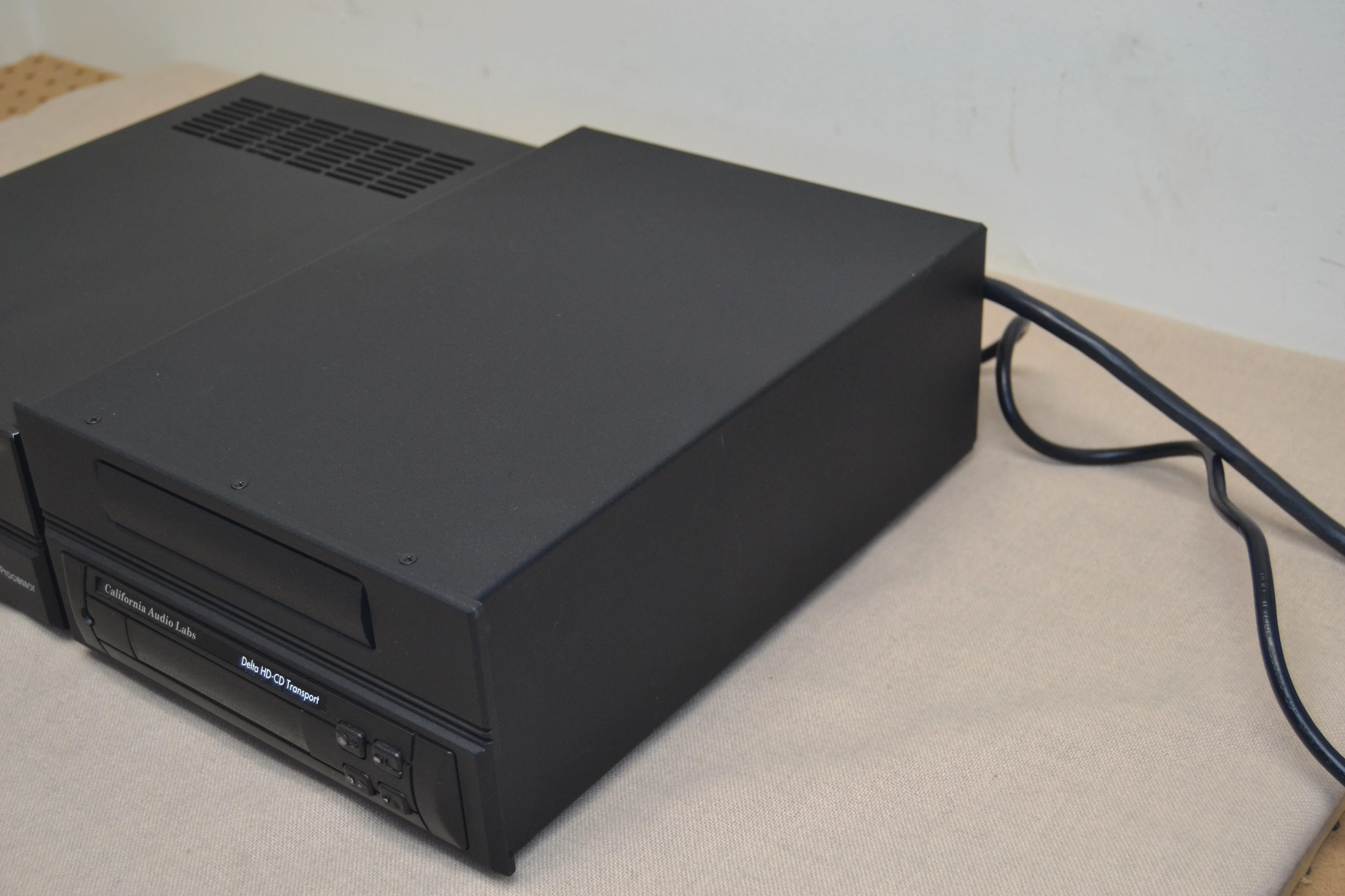 California Audio Labs - Sigma and Delta - Vacuum Tube DAc and Single HD-CD Transport - Image 7