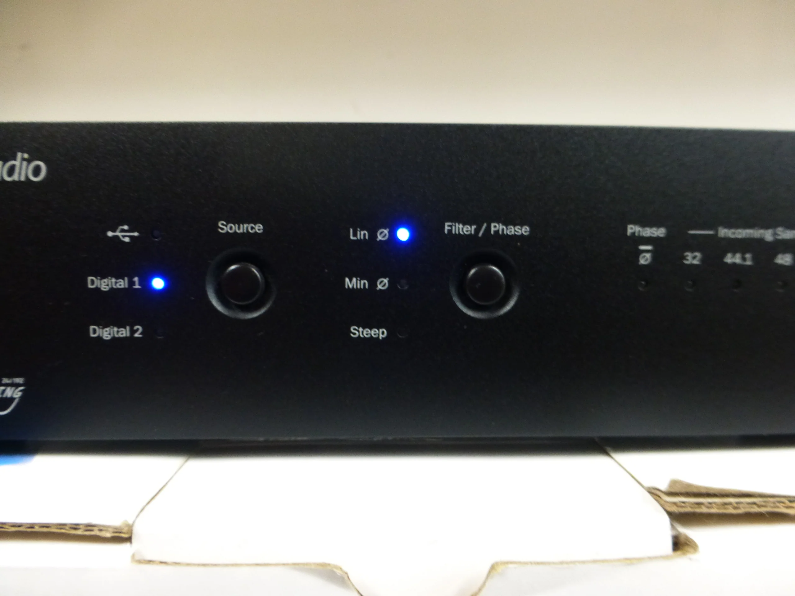 Cambridge Audio Azur DacMagic - Digital to Analog Converter - Image 4