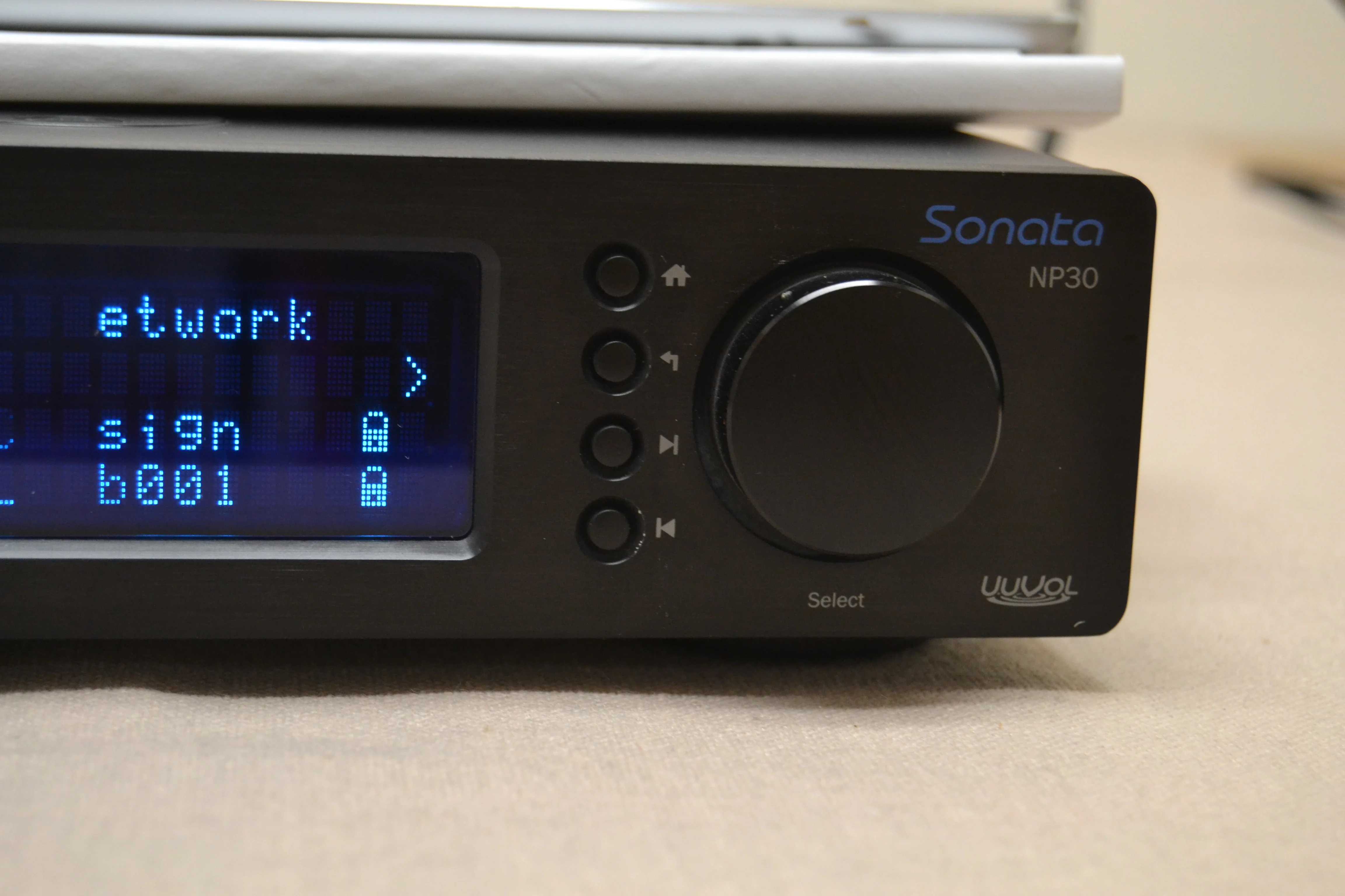 Cambridge Audio NP-30 Network Audio Player * Apple iPad Mini * Box * Manual * Remote - Image 11