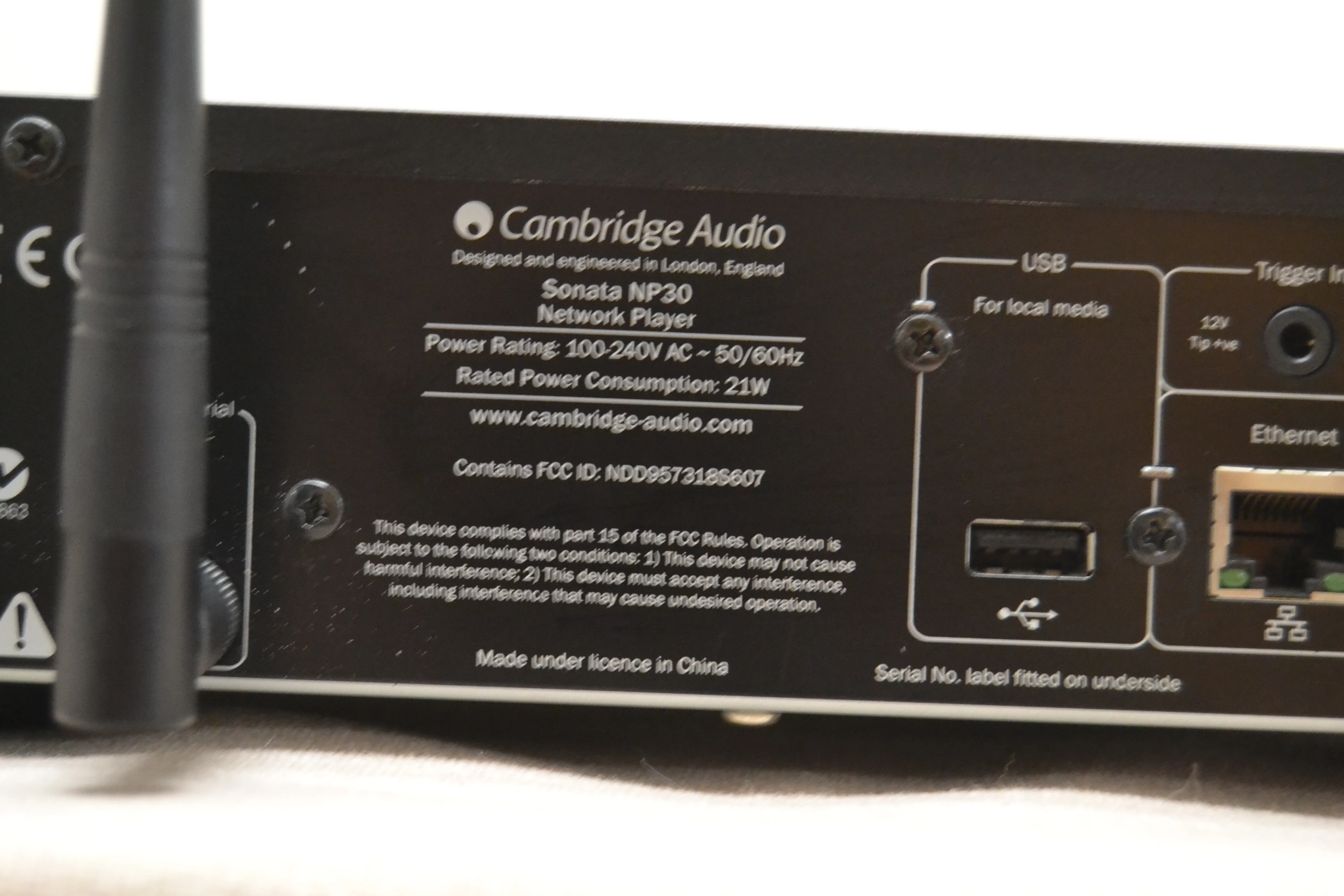 Cambridge Audio NP-30 Network Audio Player * Apple iPad Mini * Box * Manual * Remote - Image 14