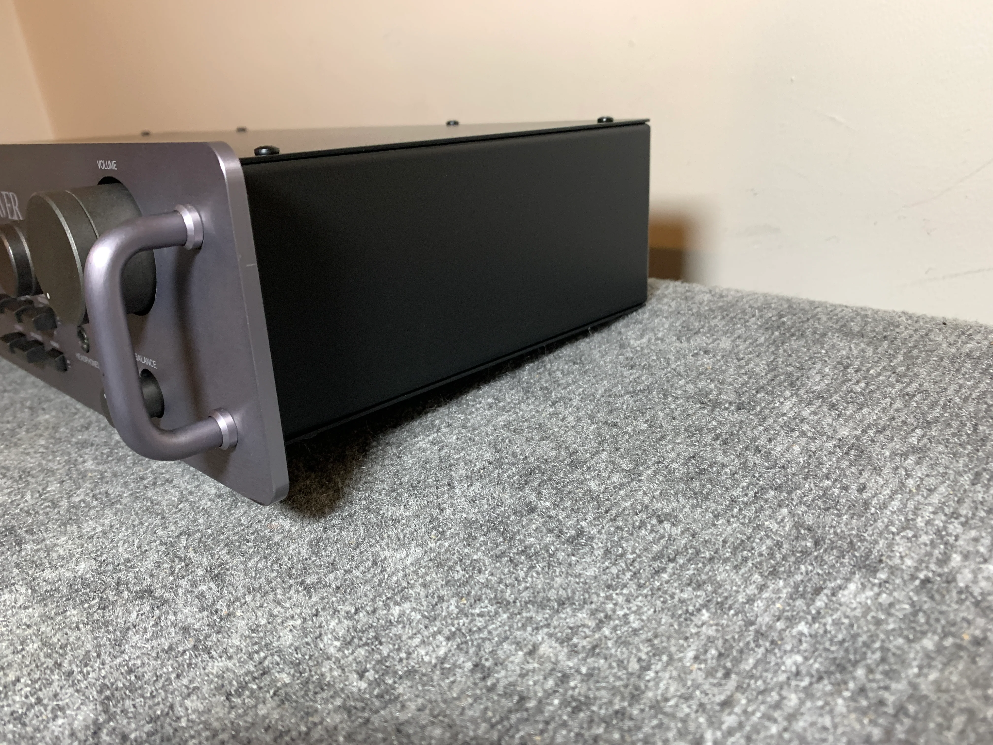 Carver C1 Stereo Preamplifier - Image 12