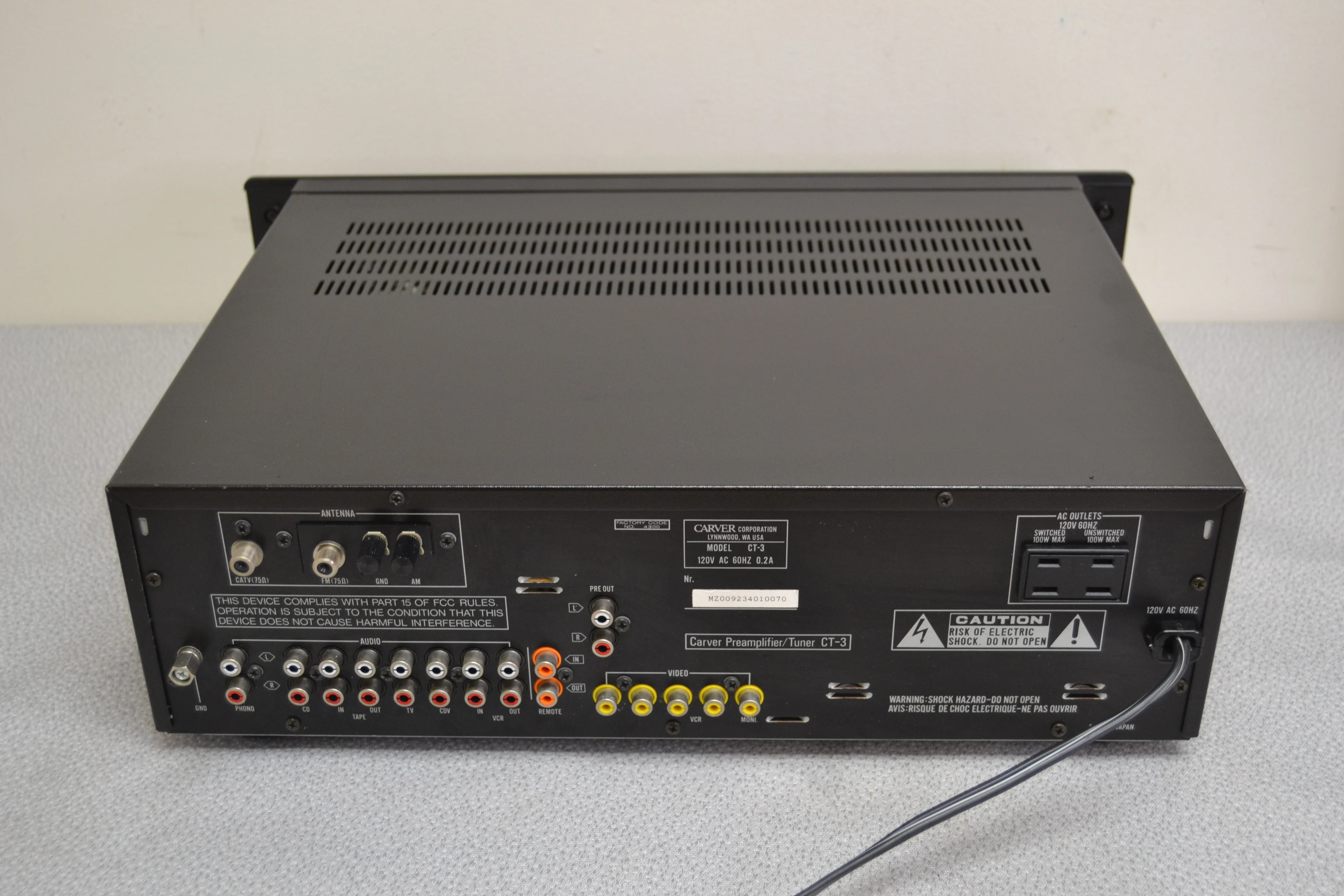 Carver CT-3 Stereo Preamplifier and Tuner * Remote Control * - Image 10