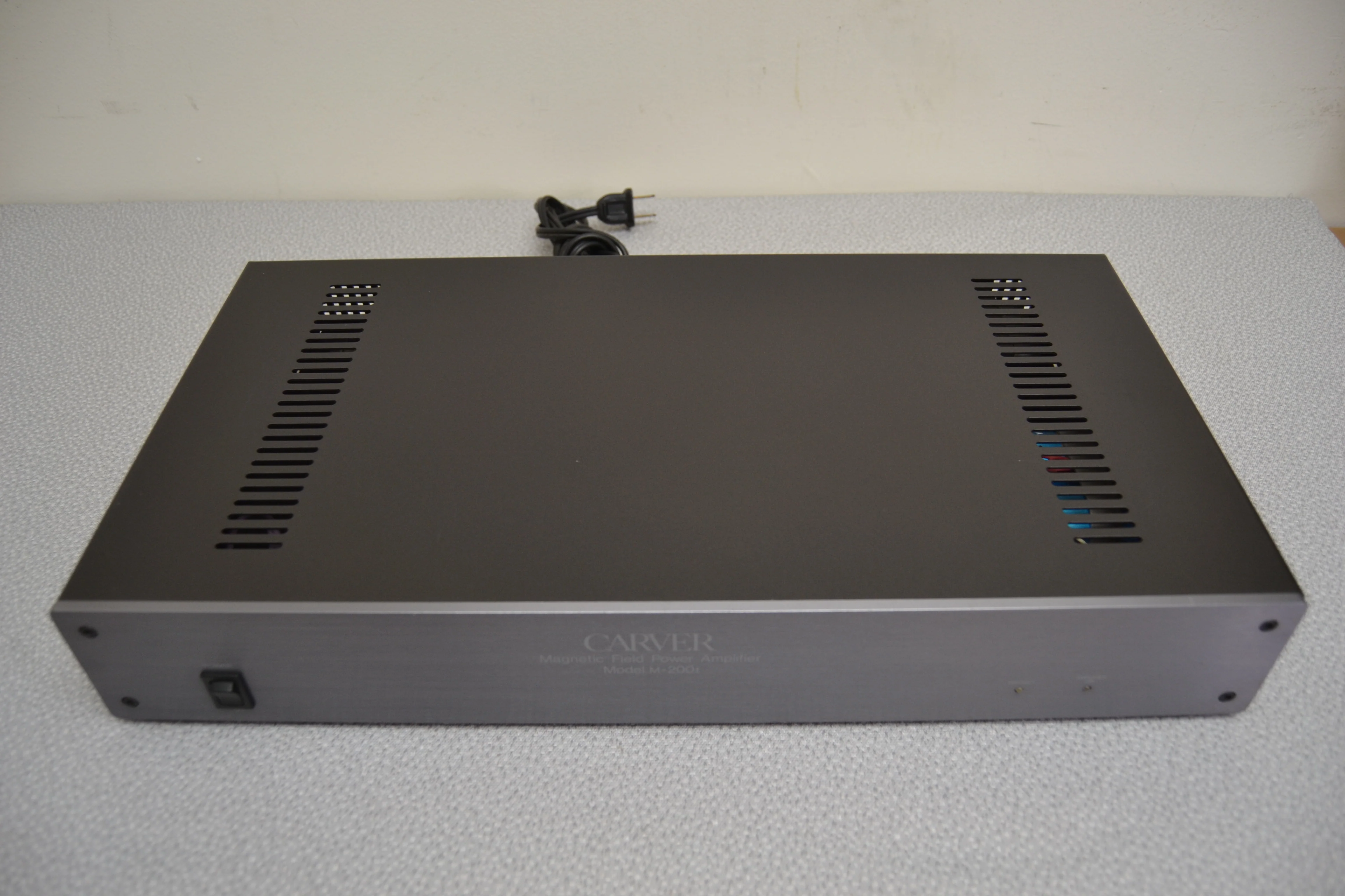 Carver M-200T Stereo Power Amplifier * 120W RMS - Image 5