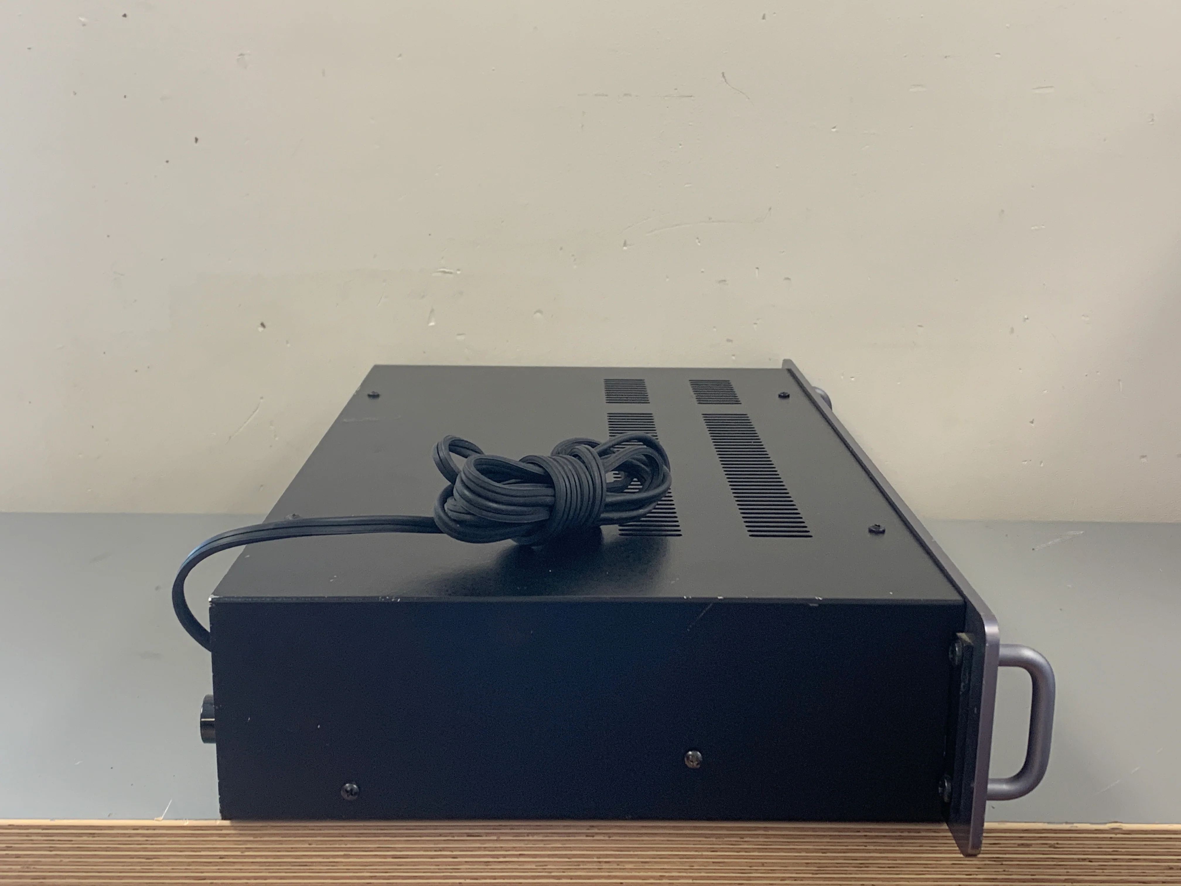 Carver Model M-1.5T Magnetic Field Power Amp - Image 7