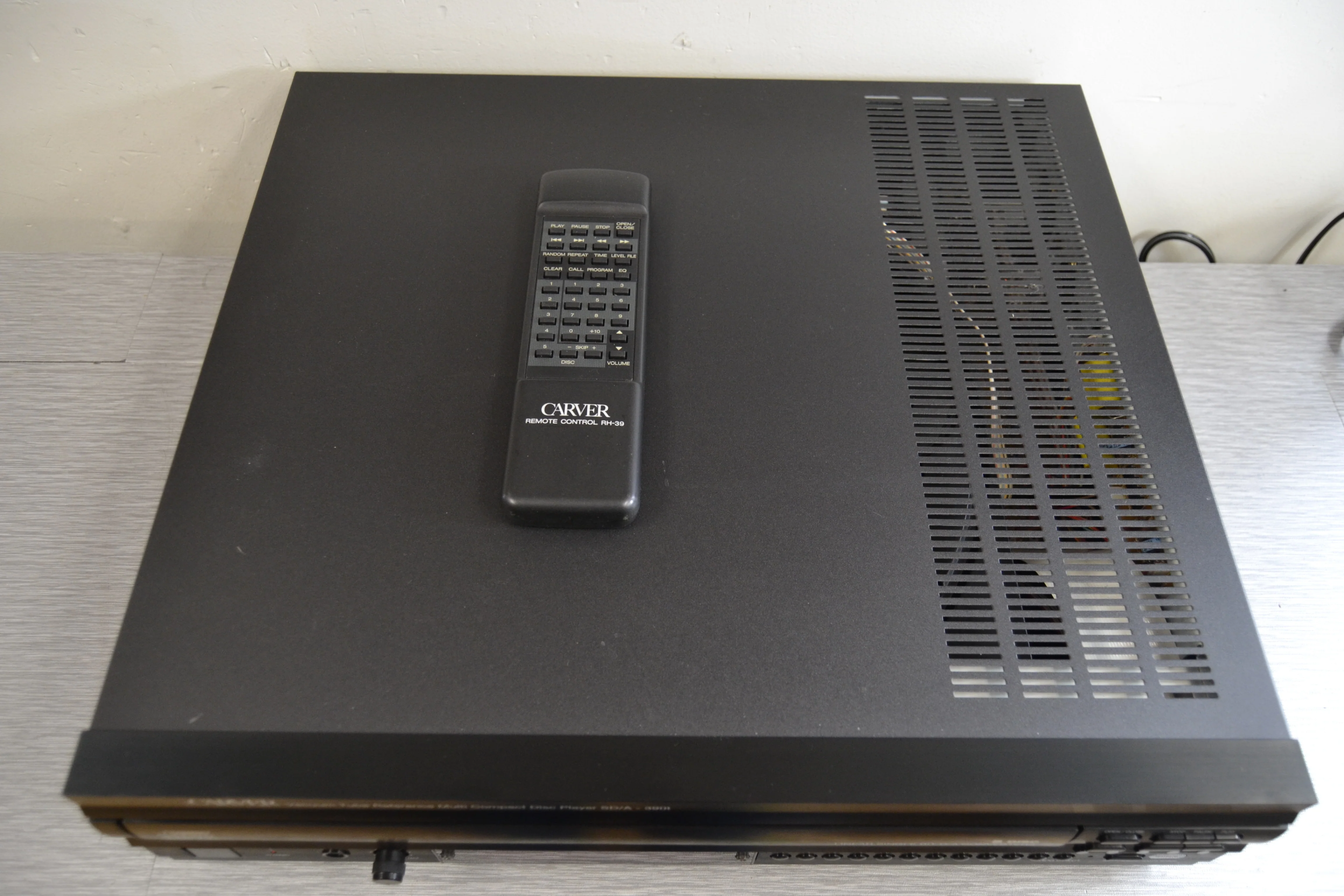 Carver SD/A-390t CD Carousel 5 Discs * Tube Analog Converter * Remote Control - Image 5