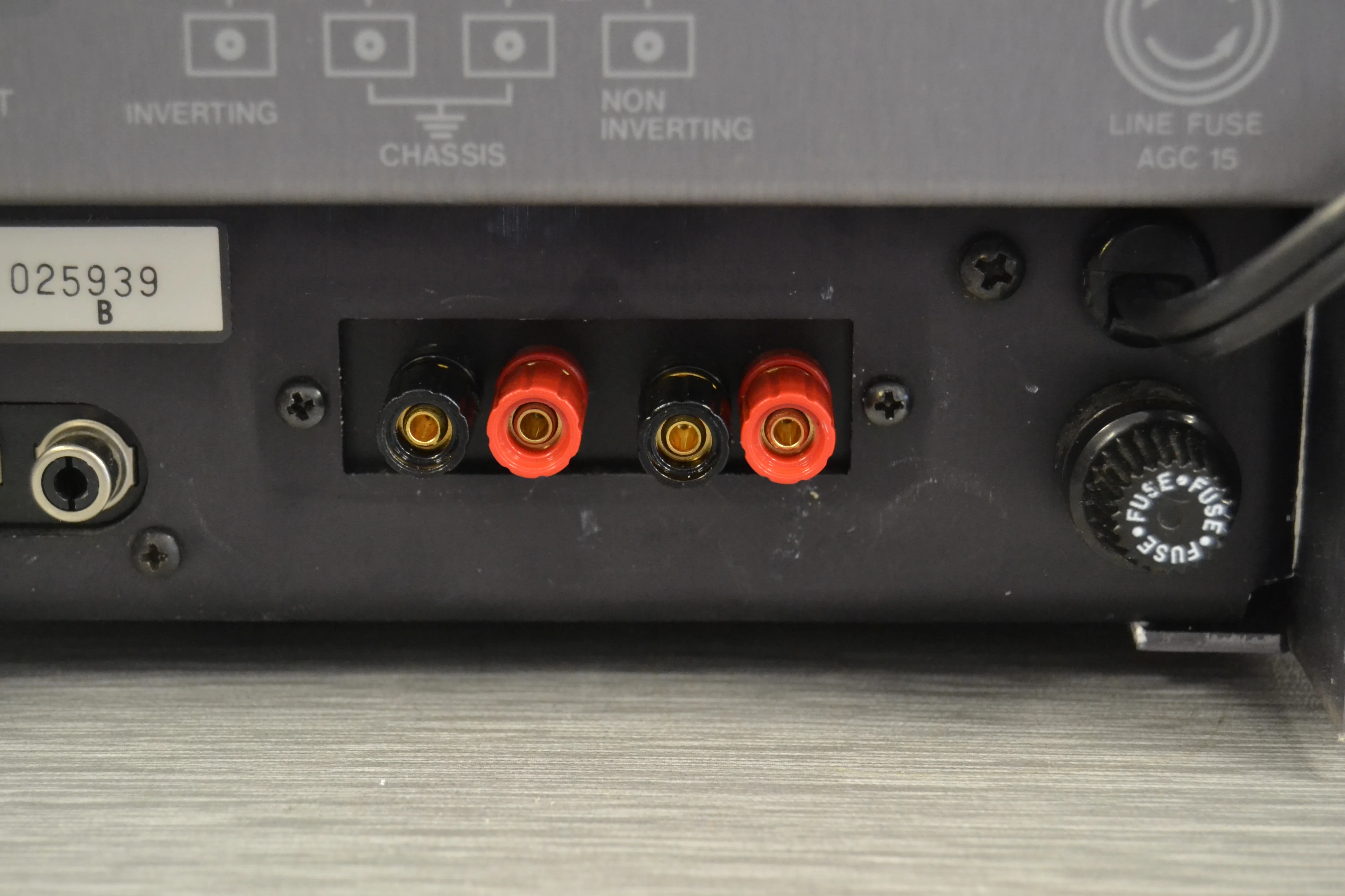 Carver Set of Two M-400t Power Amplifiers * 500W RMS Mono * Recapped ! - Image 16