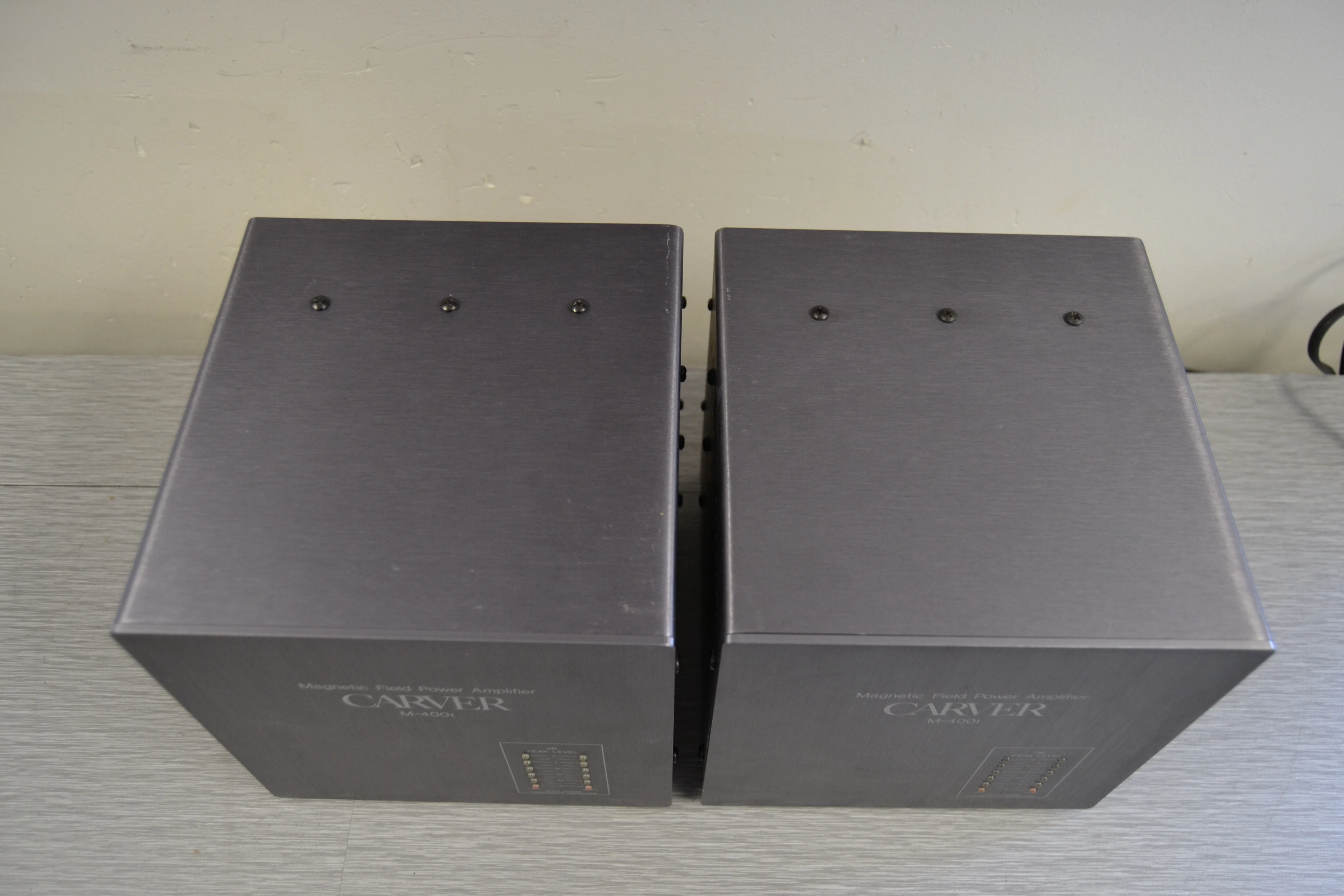 Carver Set of Two M-400t Power Amplifiers * 500W RMS Mono * Recapped ! - Image 6