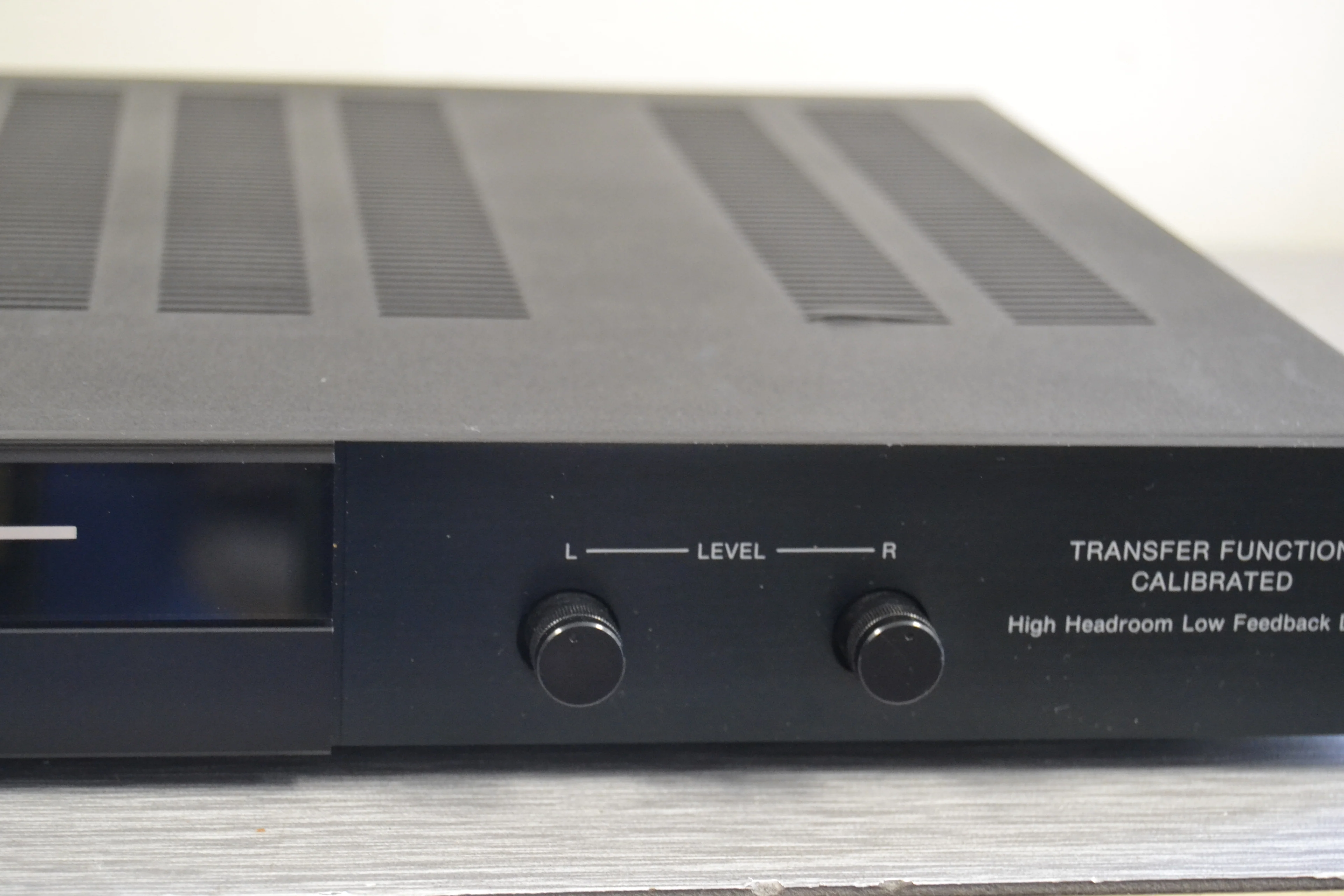 Carver TFM-6CB Power Amplifier * 65W RMS * 1990 - Image 4