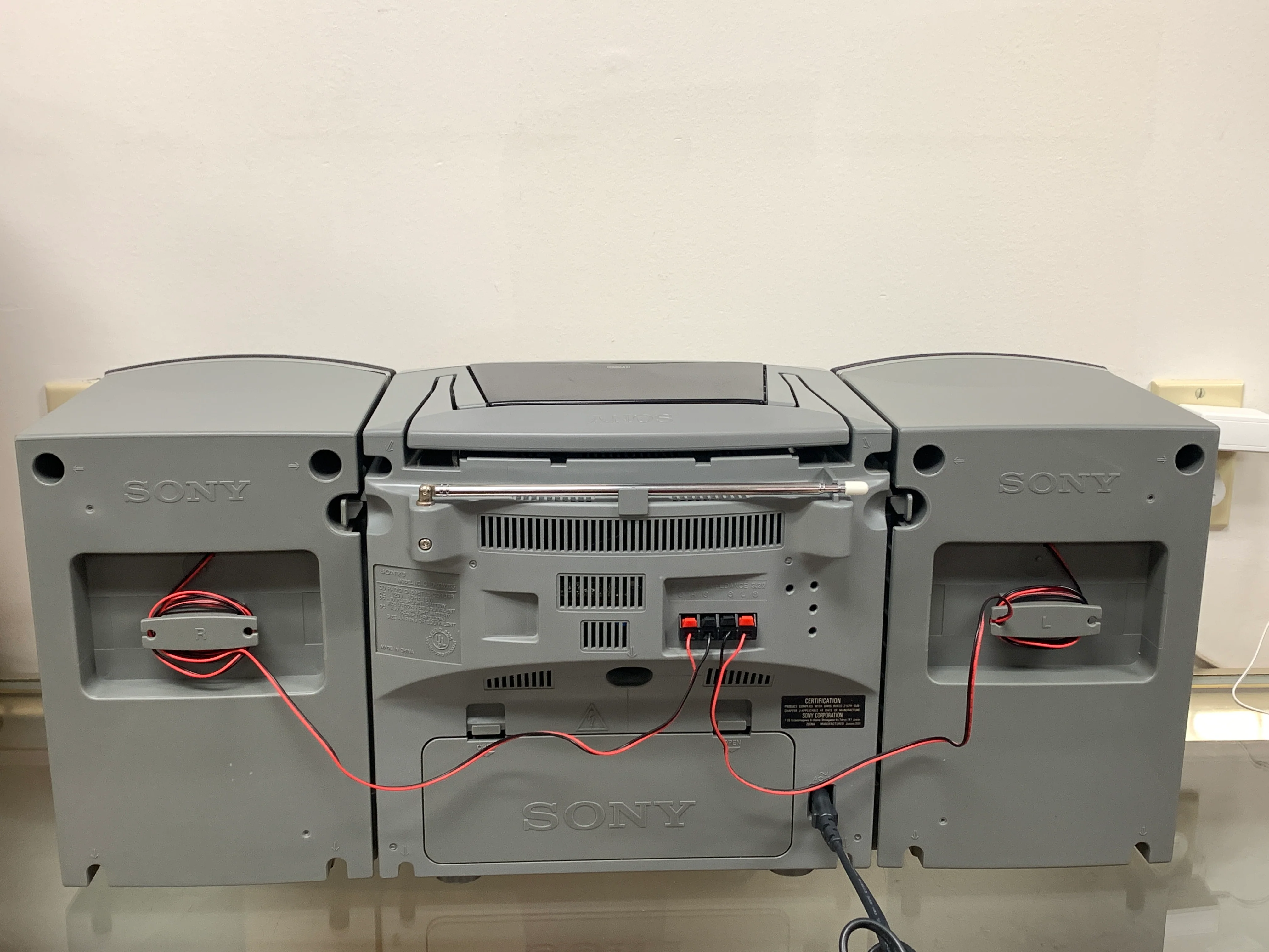 CFD-ZW755 CD Cassette AM FM Radio Boombox - Image 4