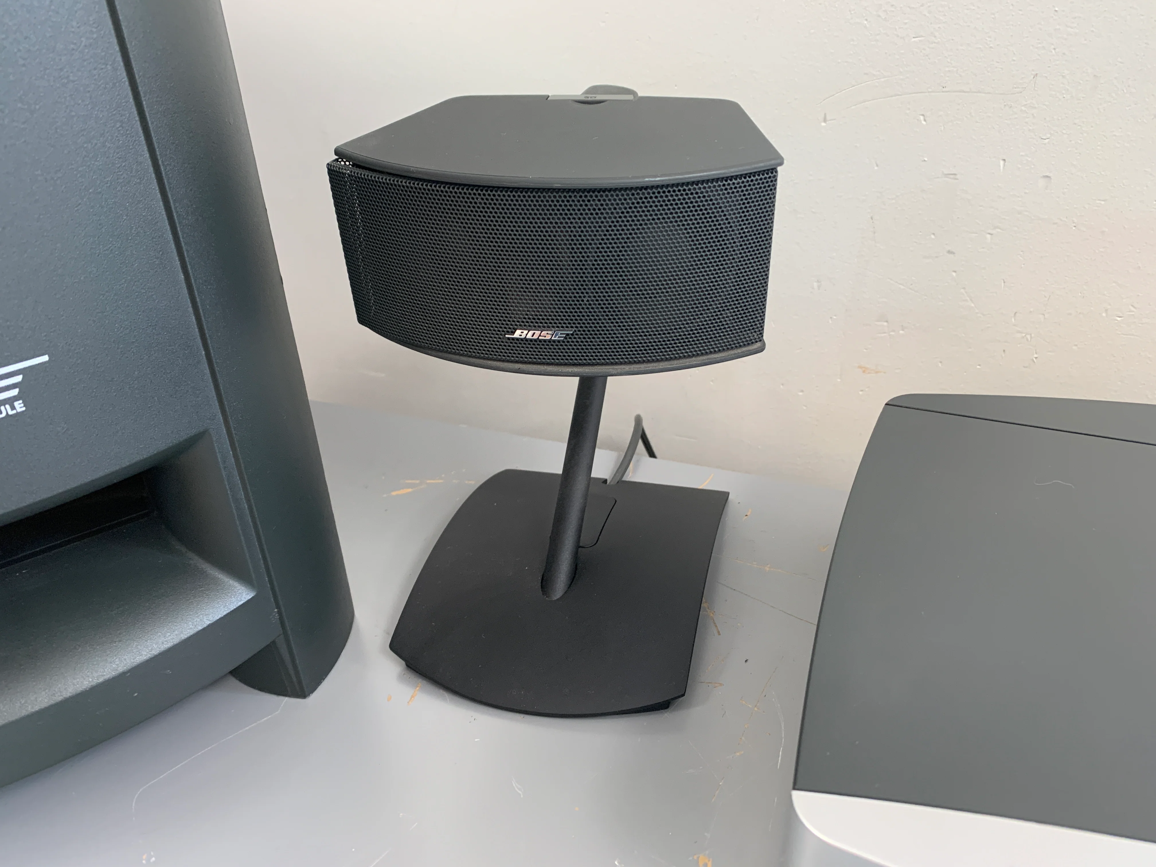 Bose Model 321 Series III GSX Media Center * Remote * Speakers * Desk Stands * Subwoofer - Image 7