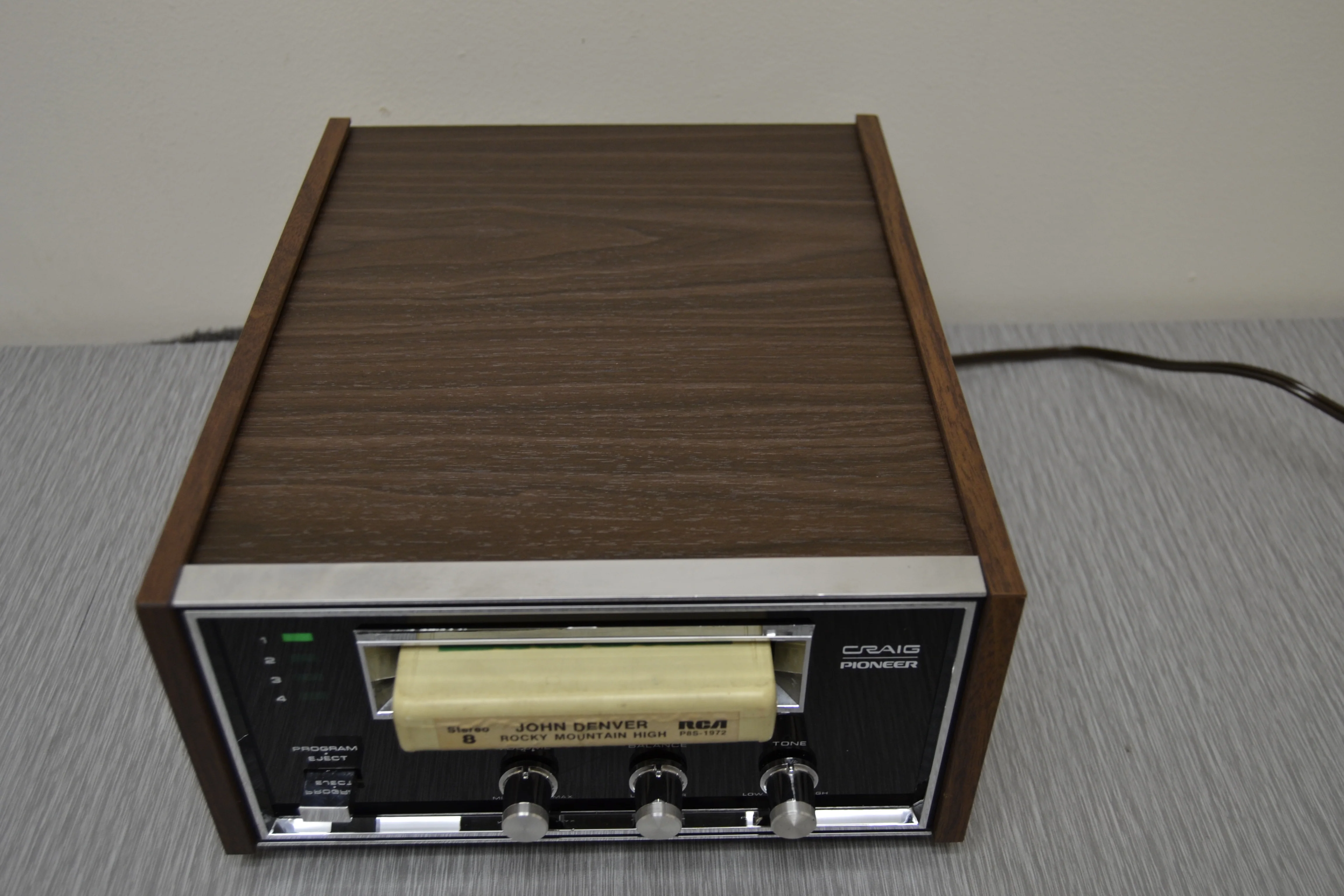 Craig Pioneer 3205 - Stereo Amplifier with 8 Track Player - Image 7