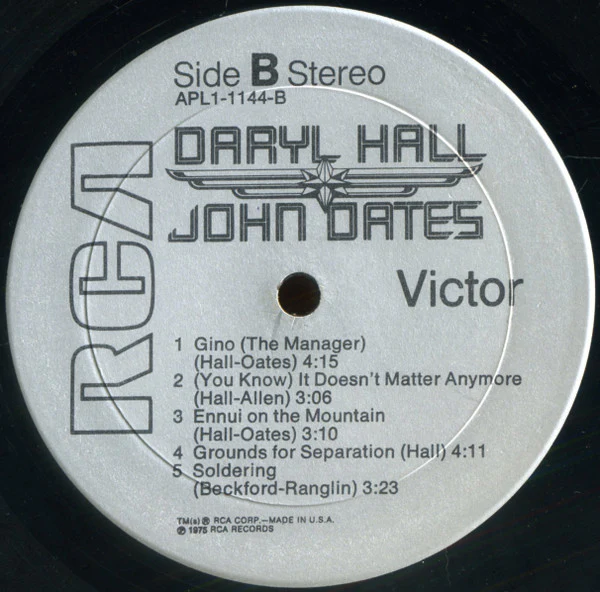 Daryl Hall & John Oates - Daryl Hall & John Oates (LP, Album) (Near Mint (NM or M-)) - Image 4