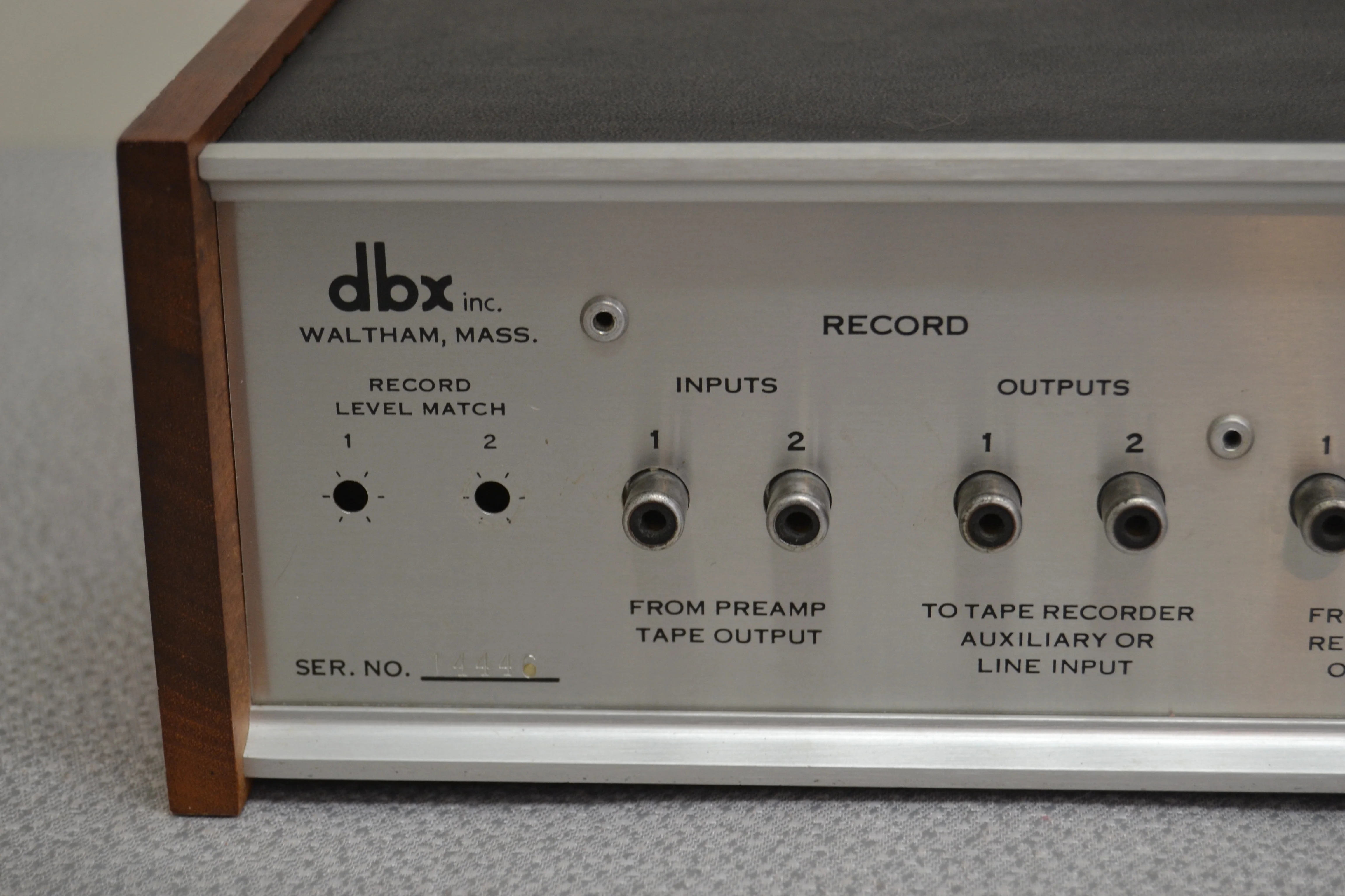 DBX 122  Tape Noise Reduction System * Fully Serviced - Image 9