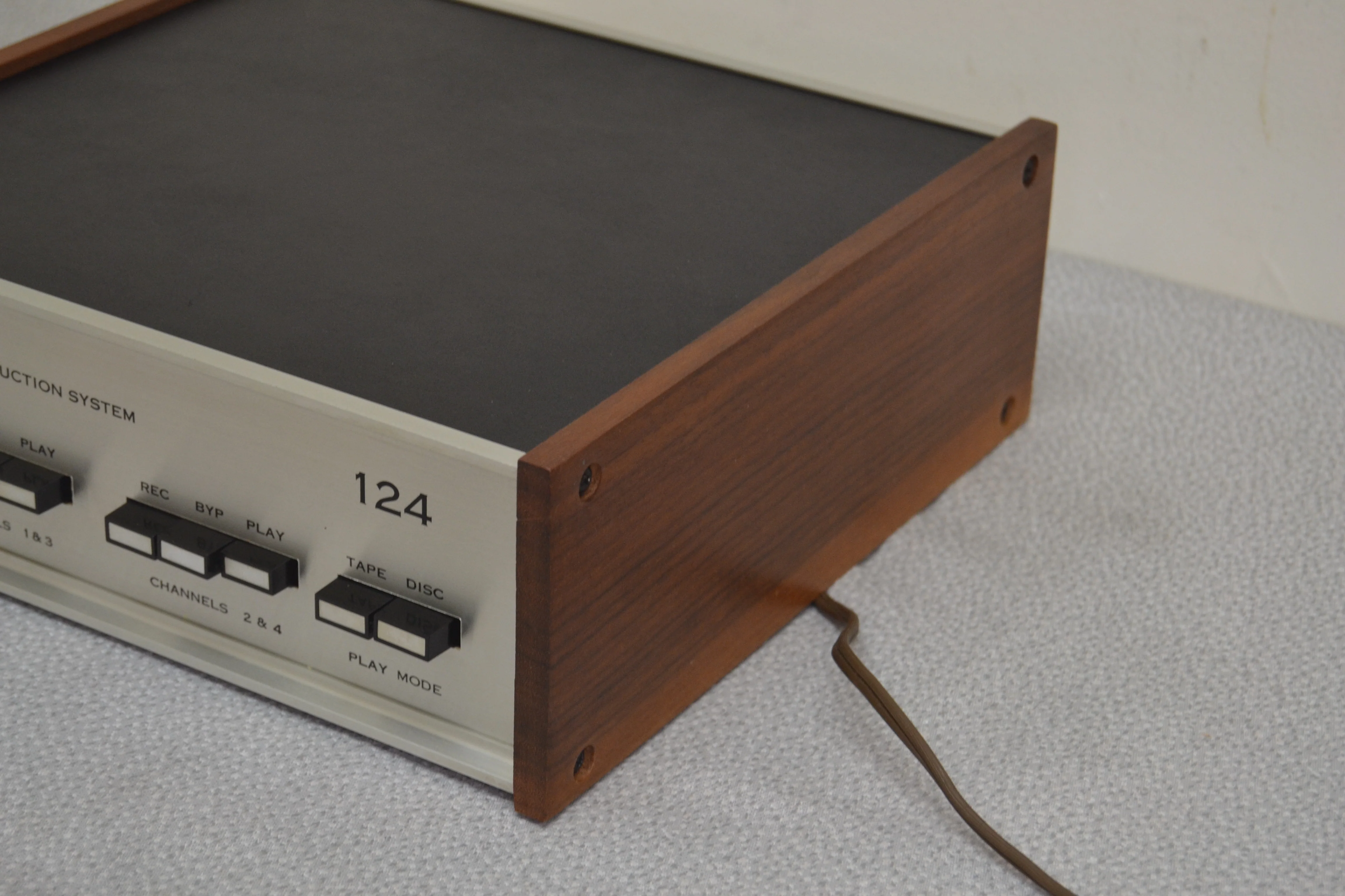 DBX 124 Tape Noise Reduction System * Fully Serviced - Image 6