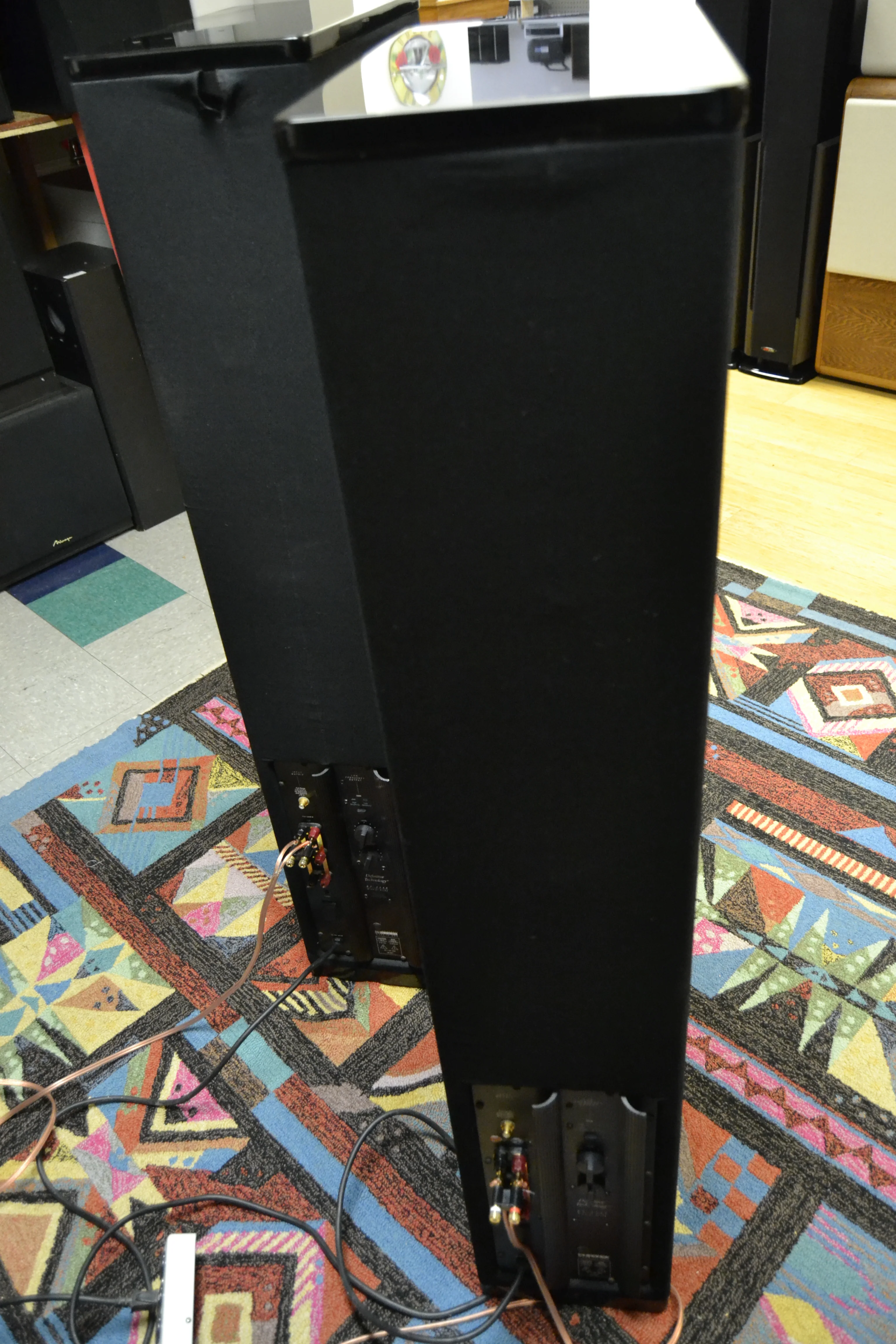 Definitive Technology BP-2000 Bipolar Speakers with Powered Subs - Image 4