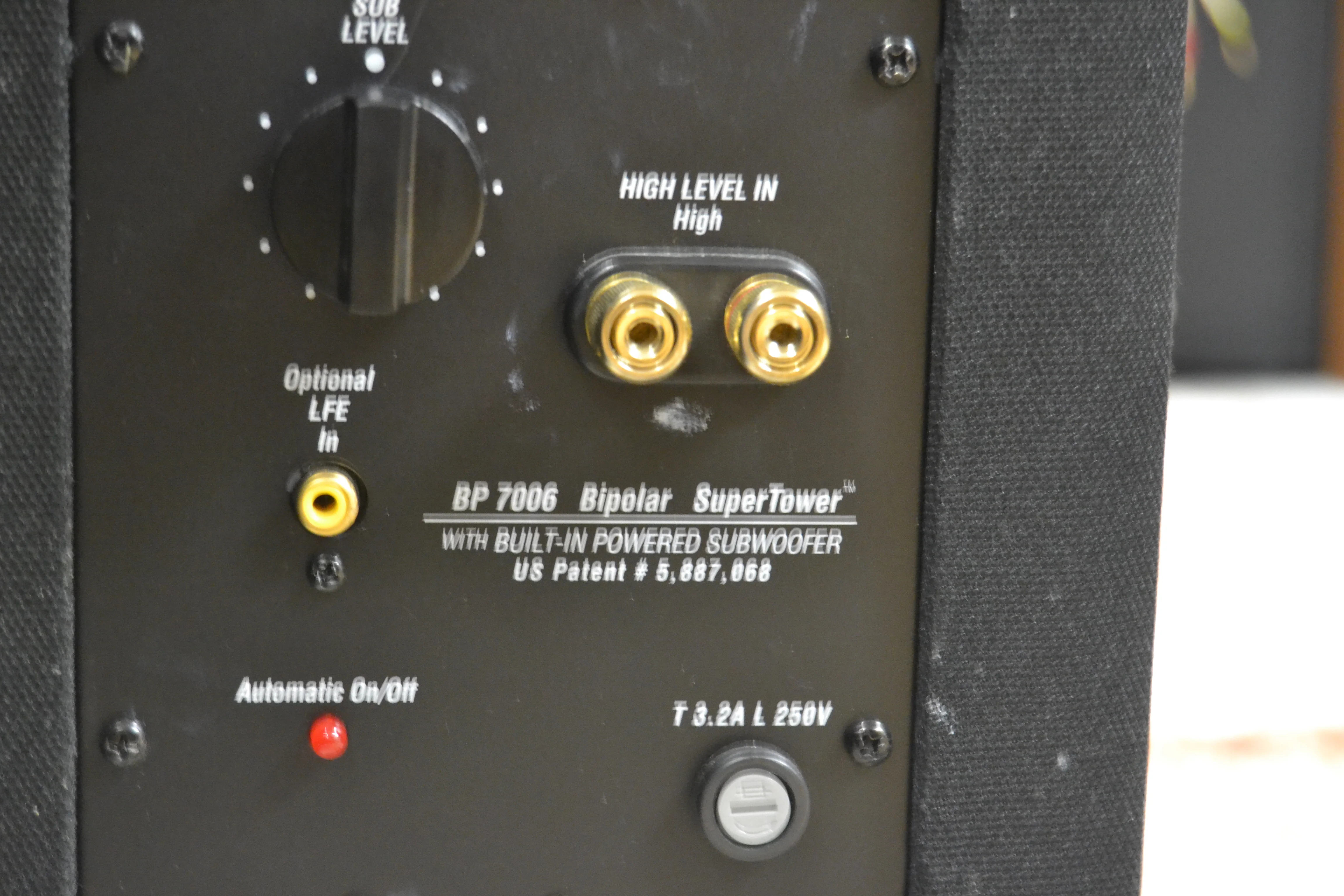 Definitive Technology BP7002 Bipolar floor-standing speakers with built-in powered subwoofers - Image 2