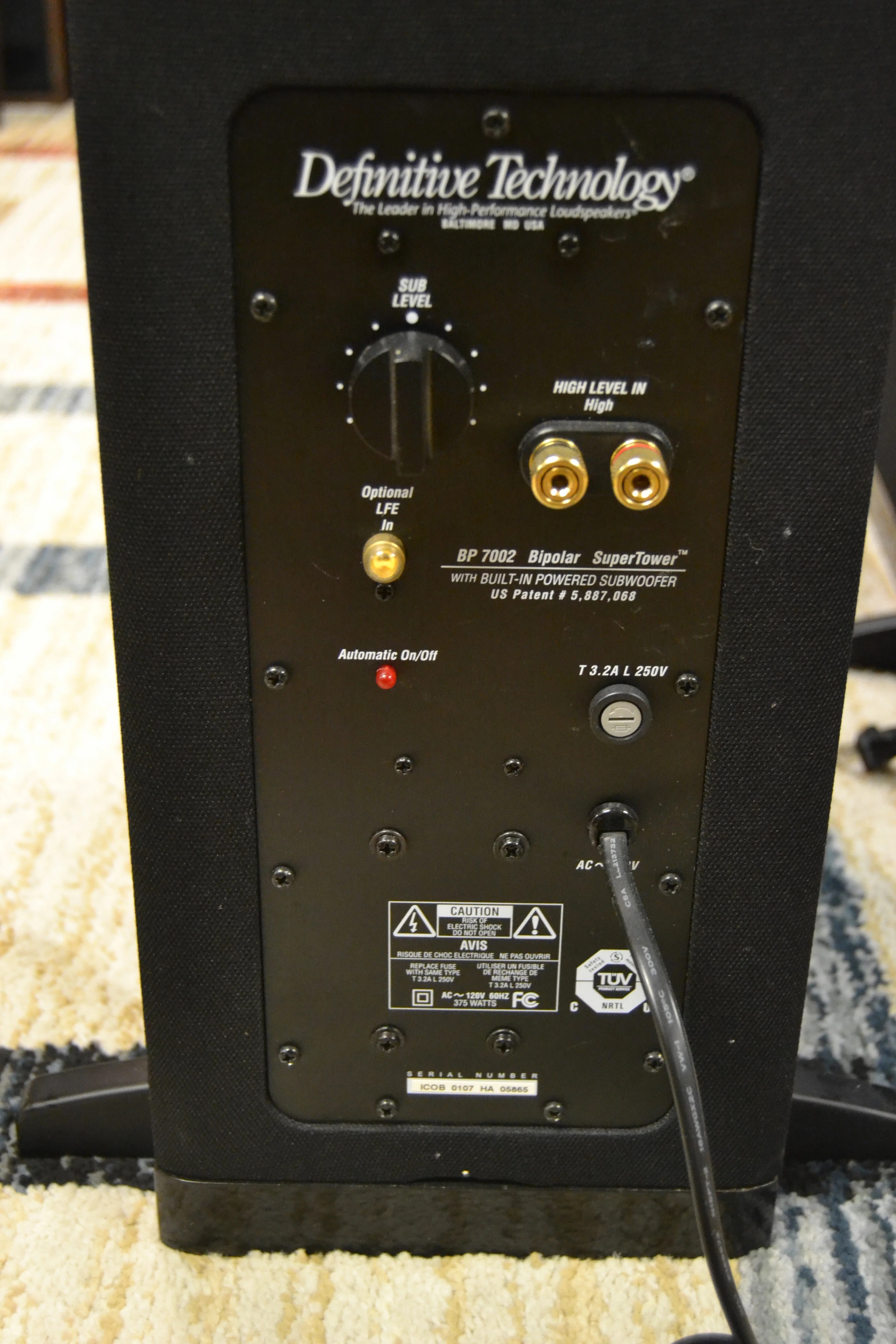 Definitive Technology BP7002 Bipolar floor-standing speakers with built-in powered subwoofers - Image 6