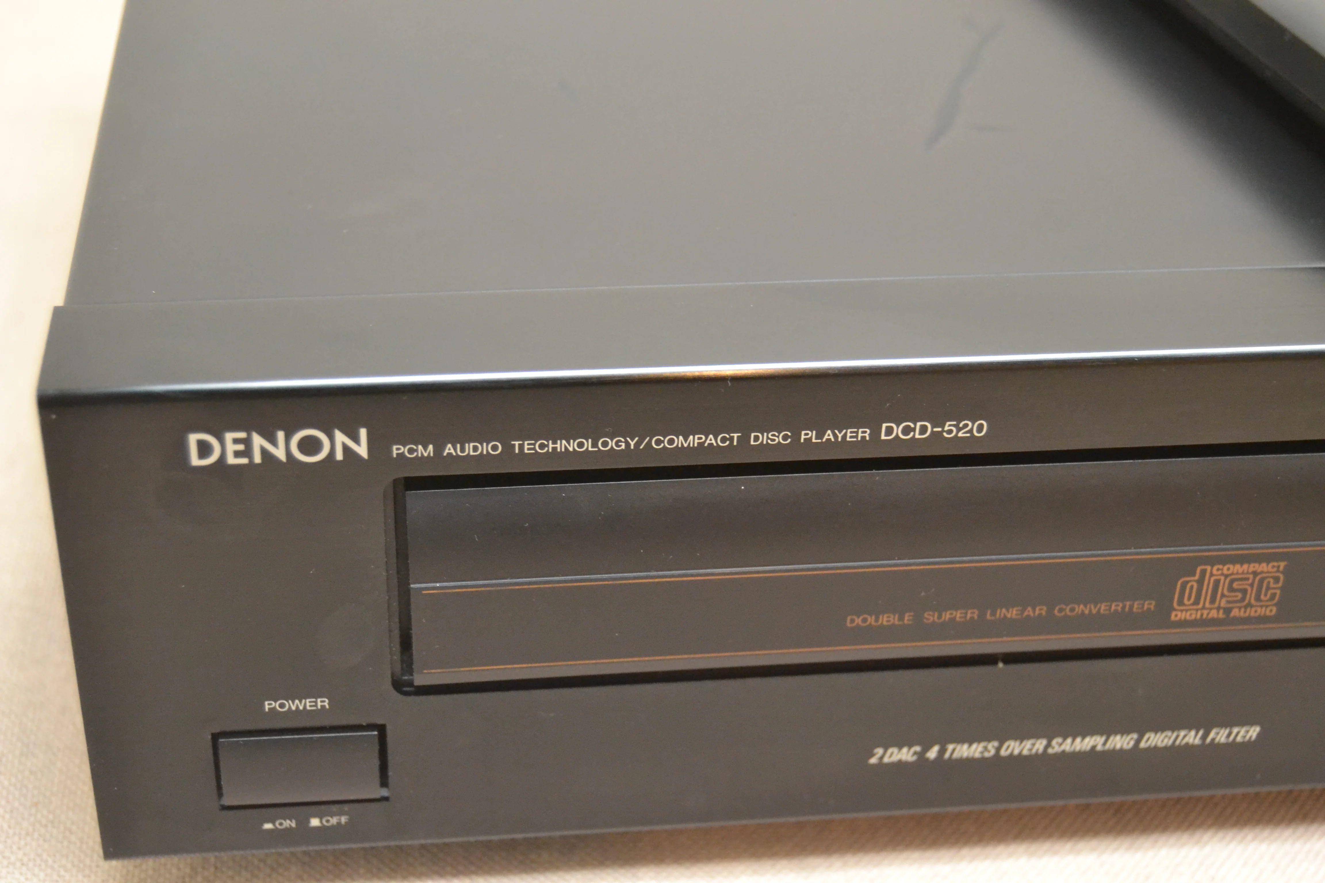 Denon DCD-520 Single CD Player * Remote Control * Fully Serviced * New Belts - Image 9
