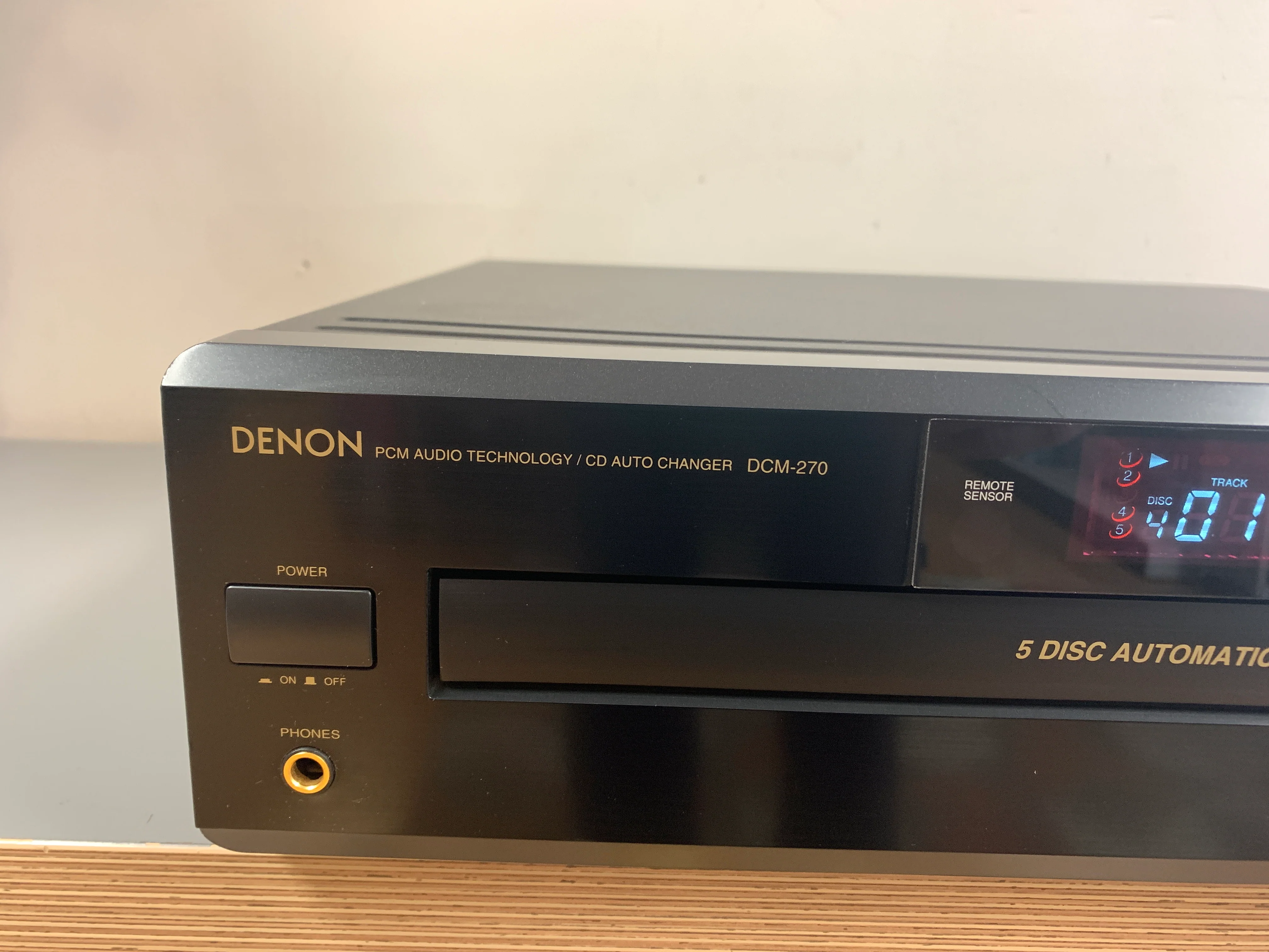 Denon DCM-270 CD Changer - Image 2