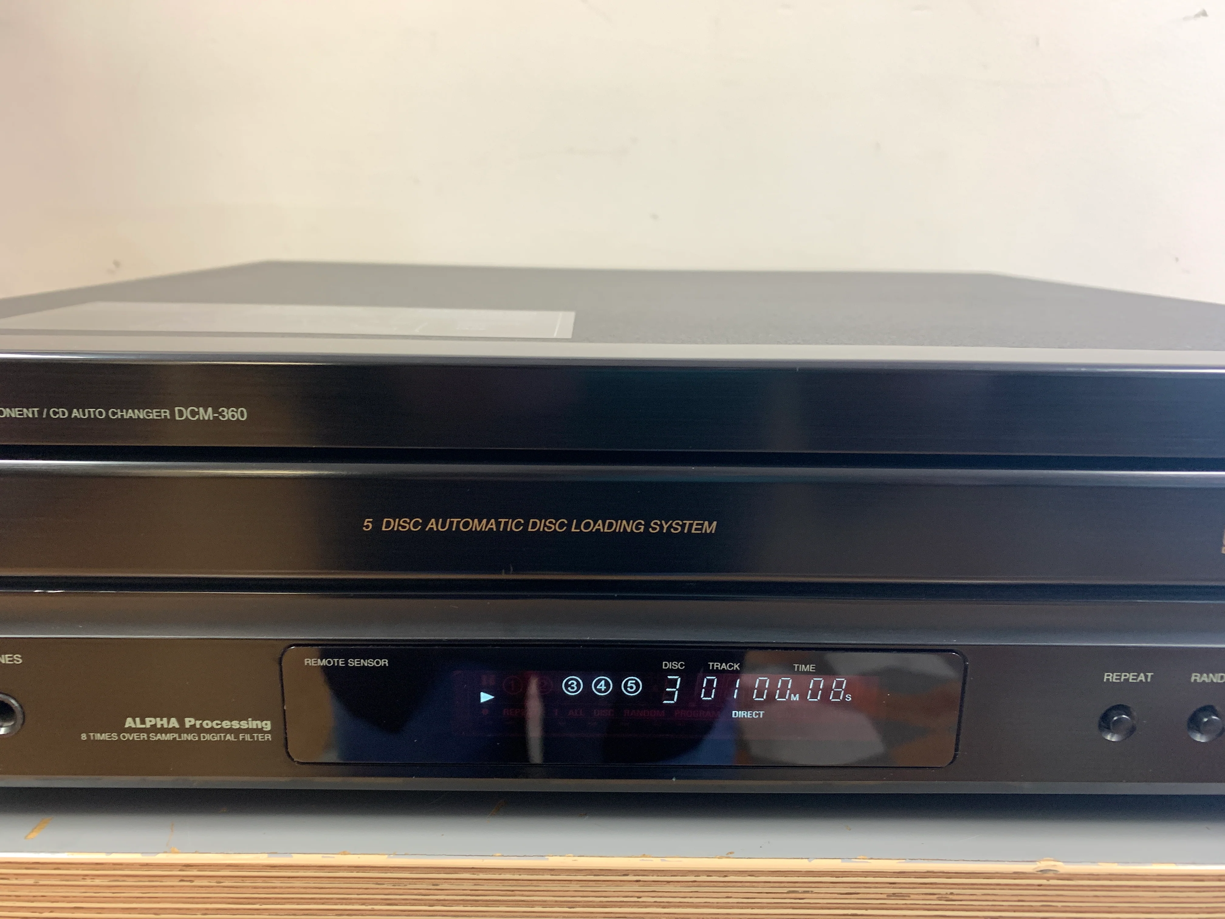Denon DCM-360 Cd Changer - Image 3
