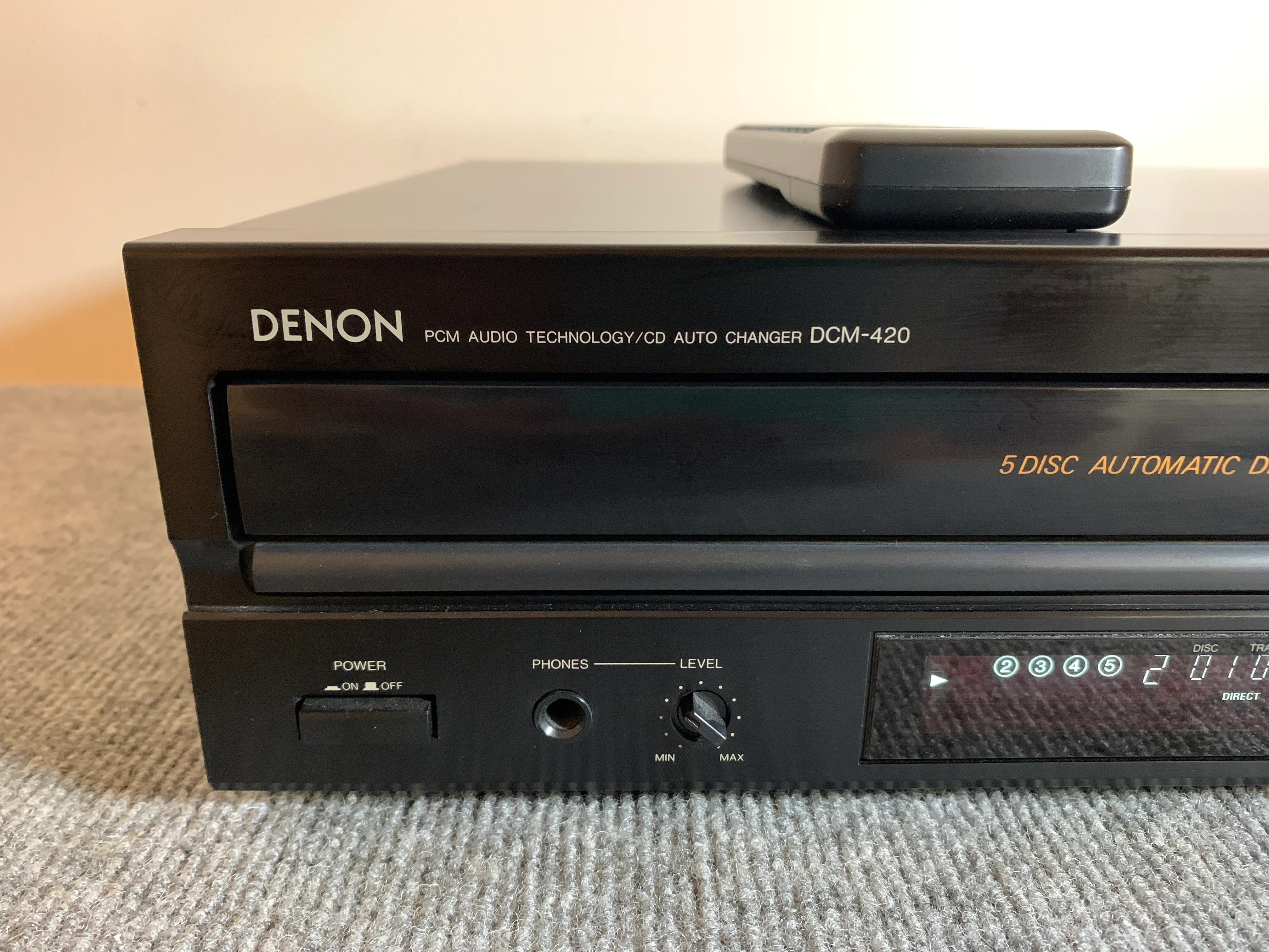 Denon DCM-420 Stereo Compact Disc Player (1992-93) - Image 2