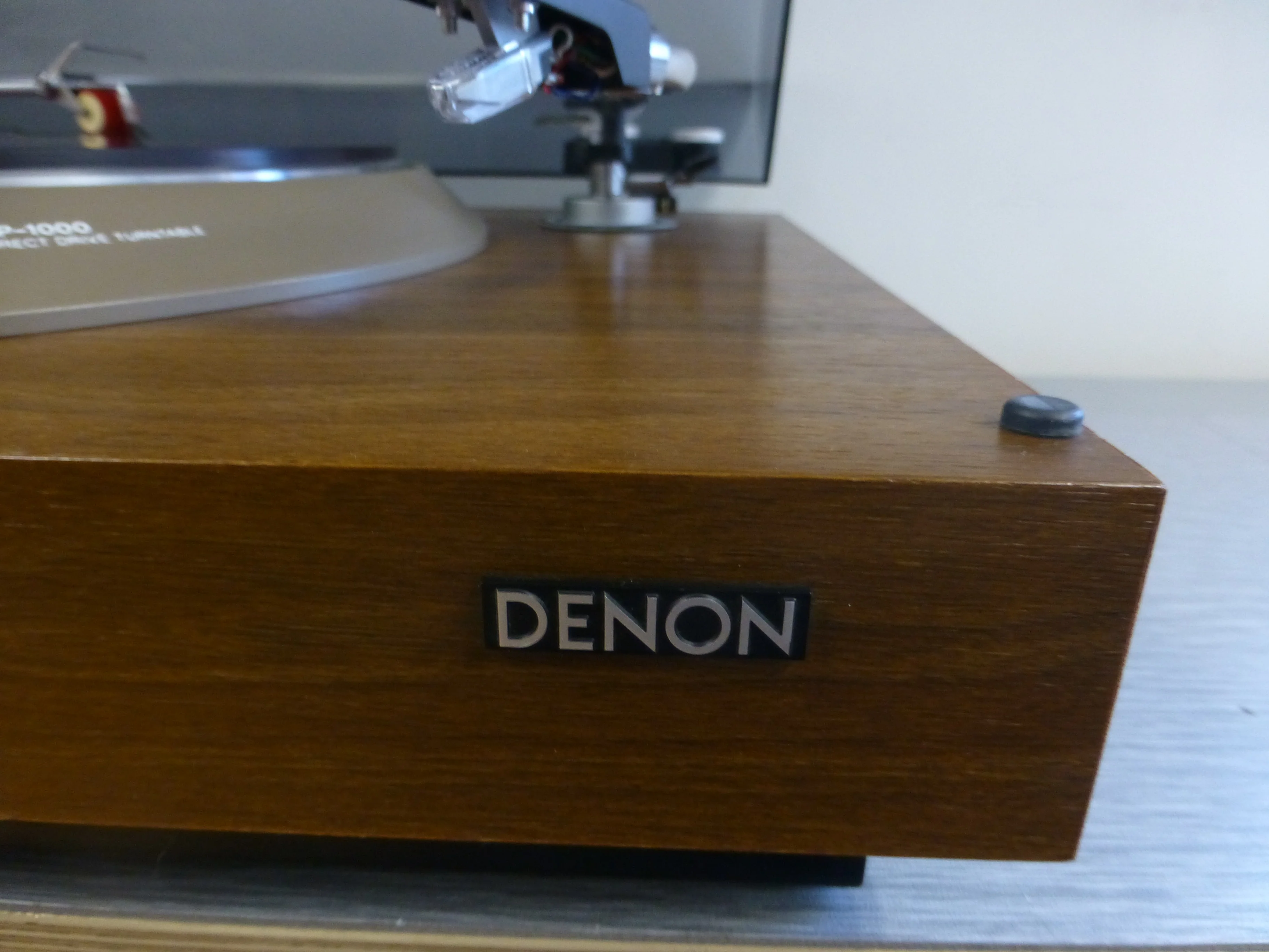 Denon DP-1000 Turntable, Denon Tonearm with NEW Ortofon Omega3 Cartridge * Aura Mat - Image 13