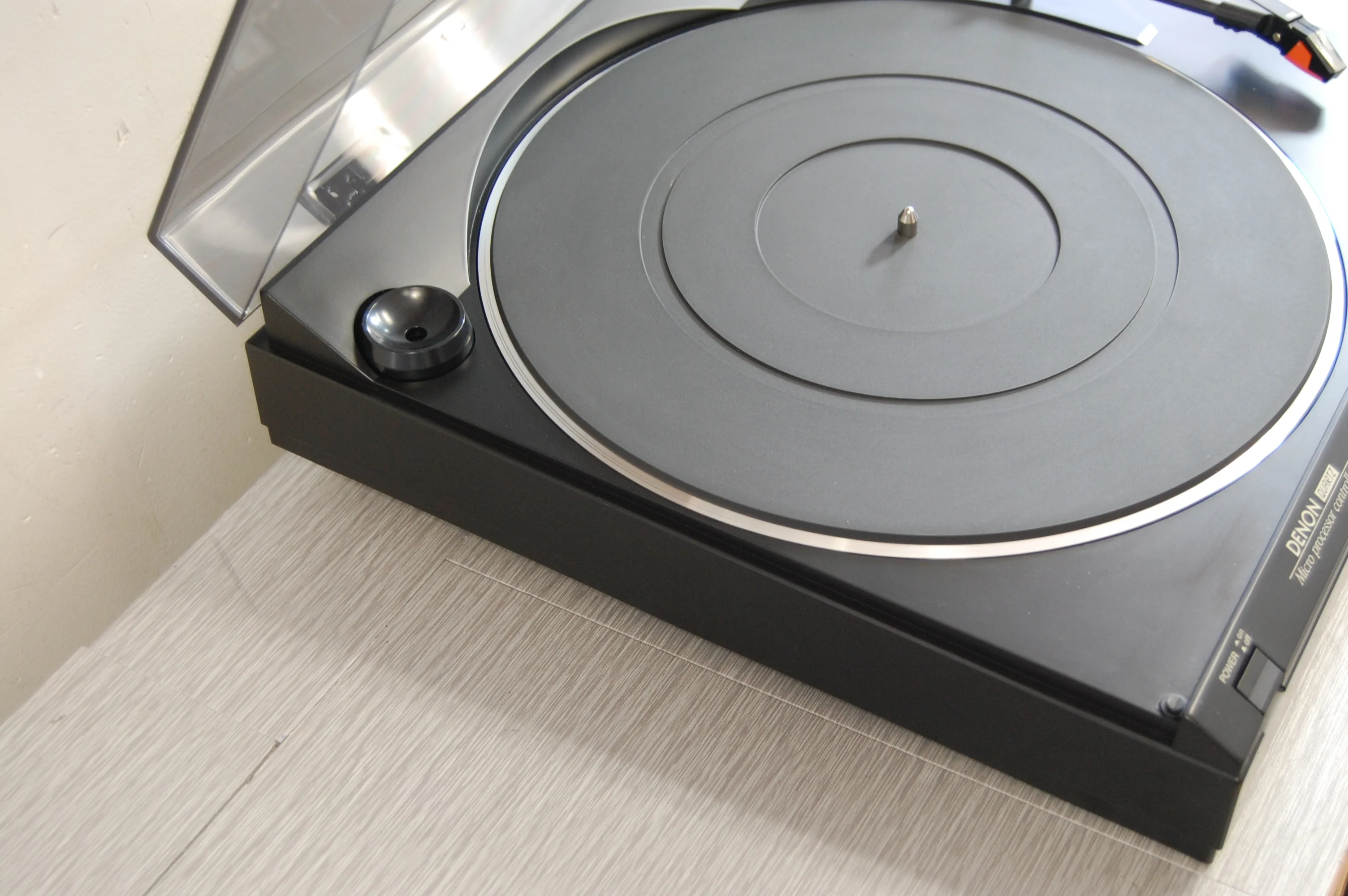 Denon DP-7F Direct Drive Turntable - Image 9