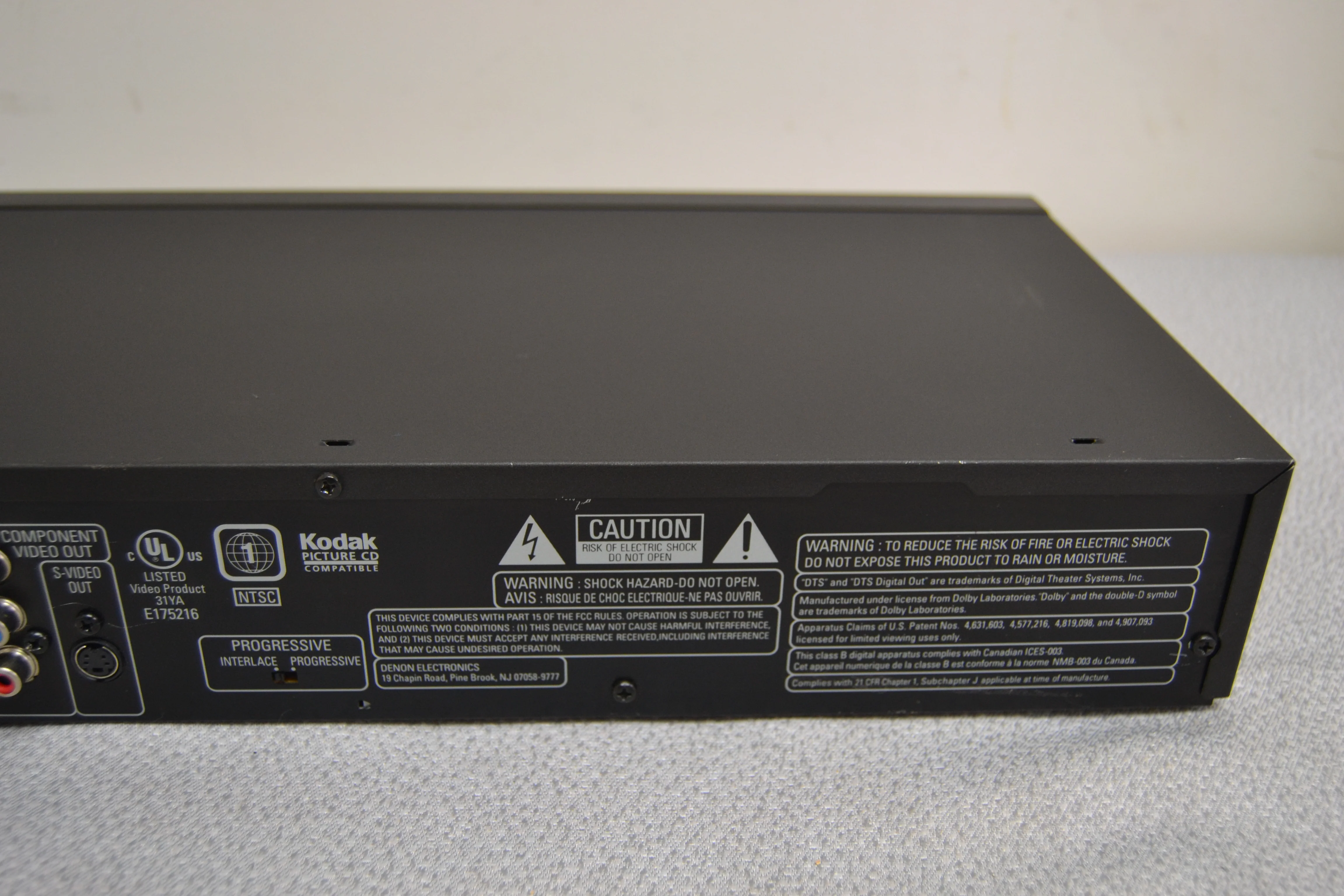 Denon DVD-910 Single DVD/CD Player - Image 10