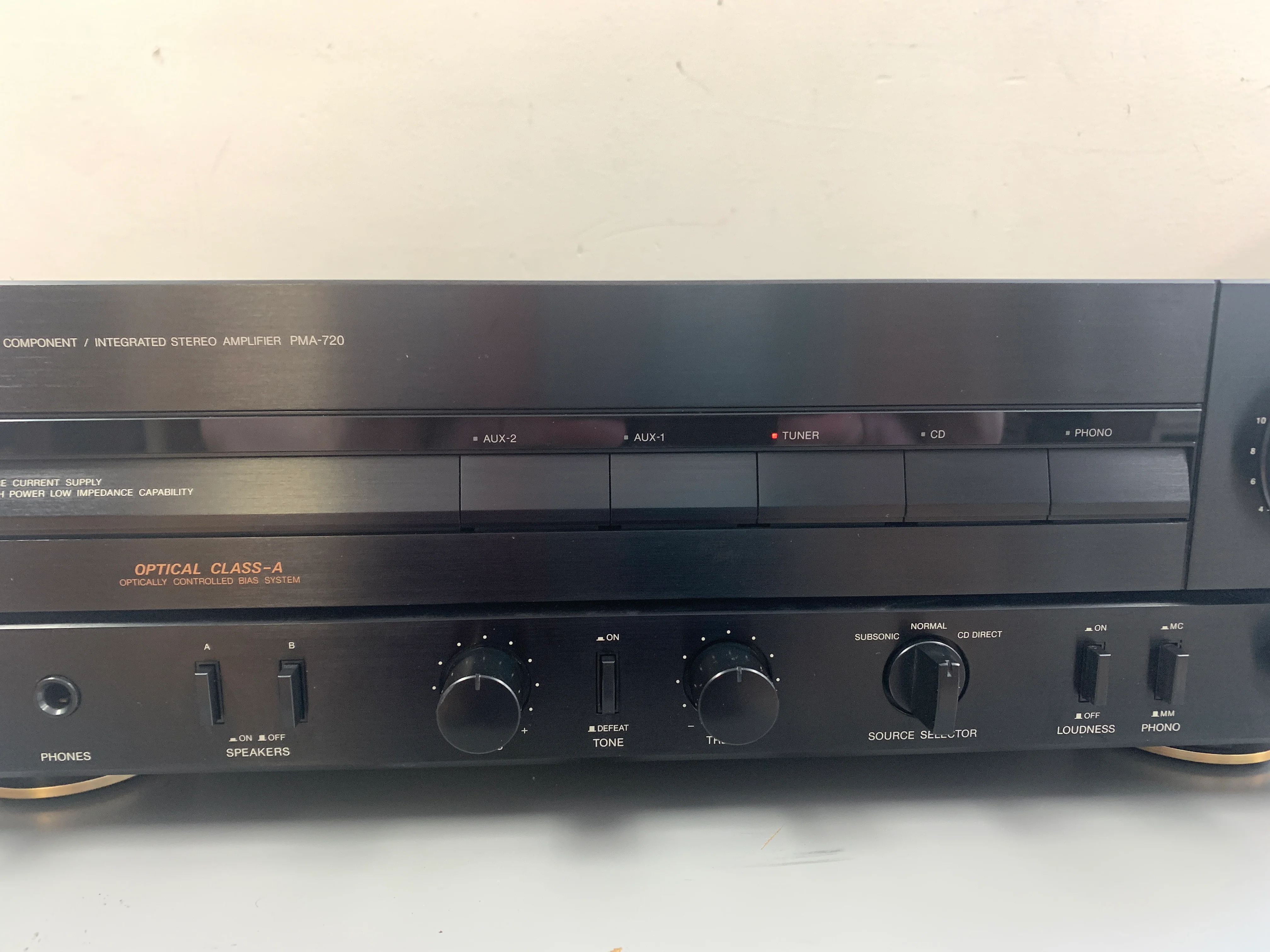 Denon PMA-720 Stereo Integrated Amplifier - Image 3