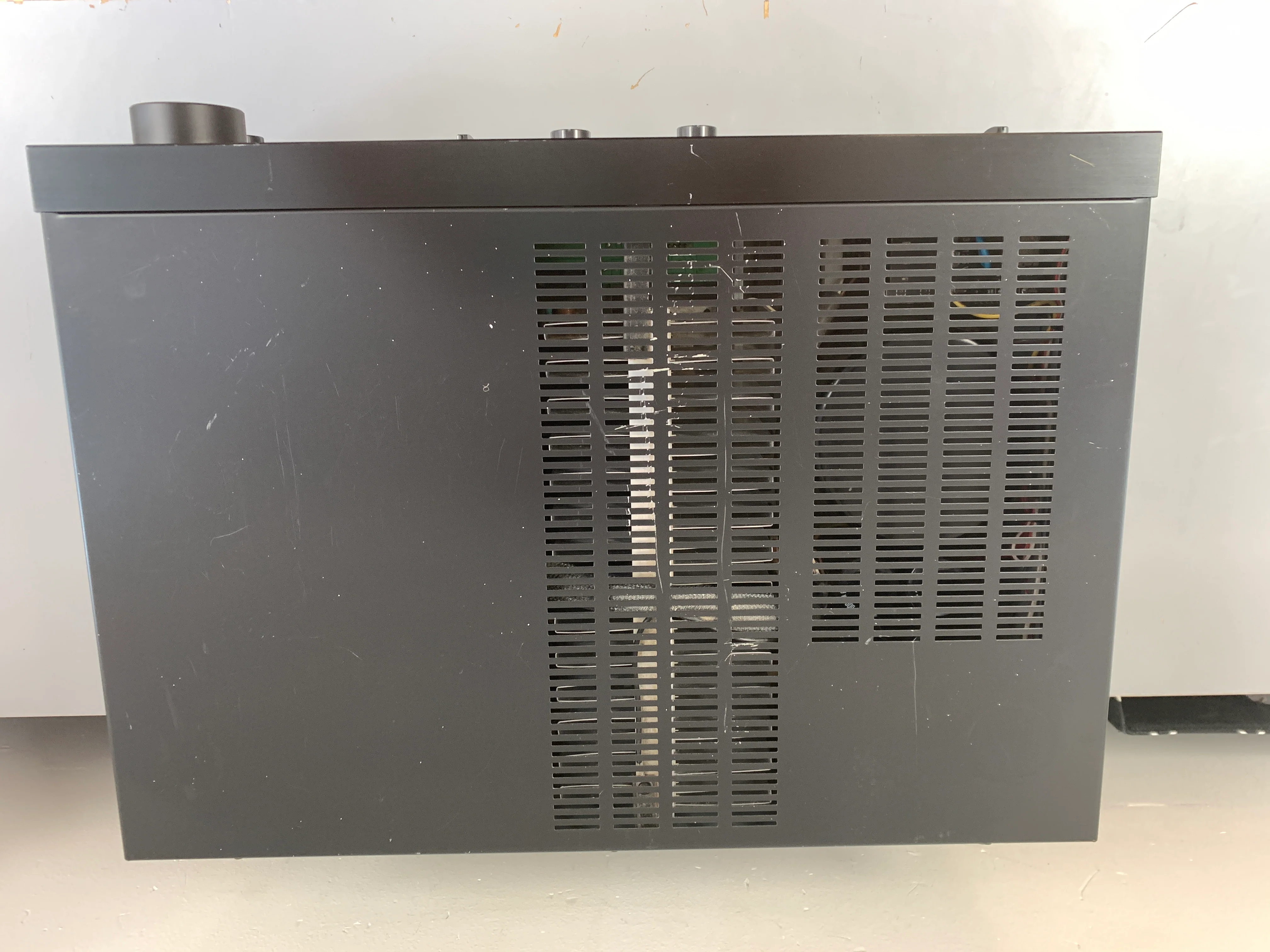 Denon PMA-720 Stereo Integrated Amplifier - Image 7