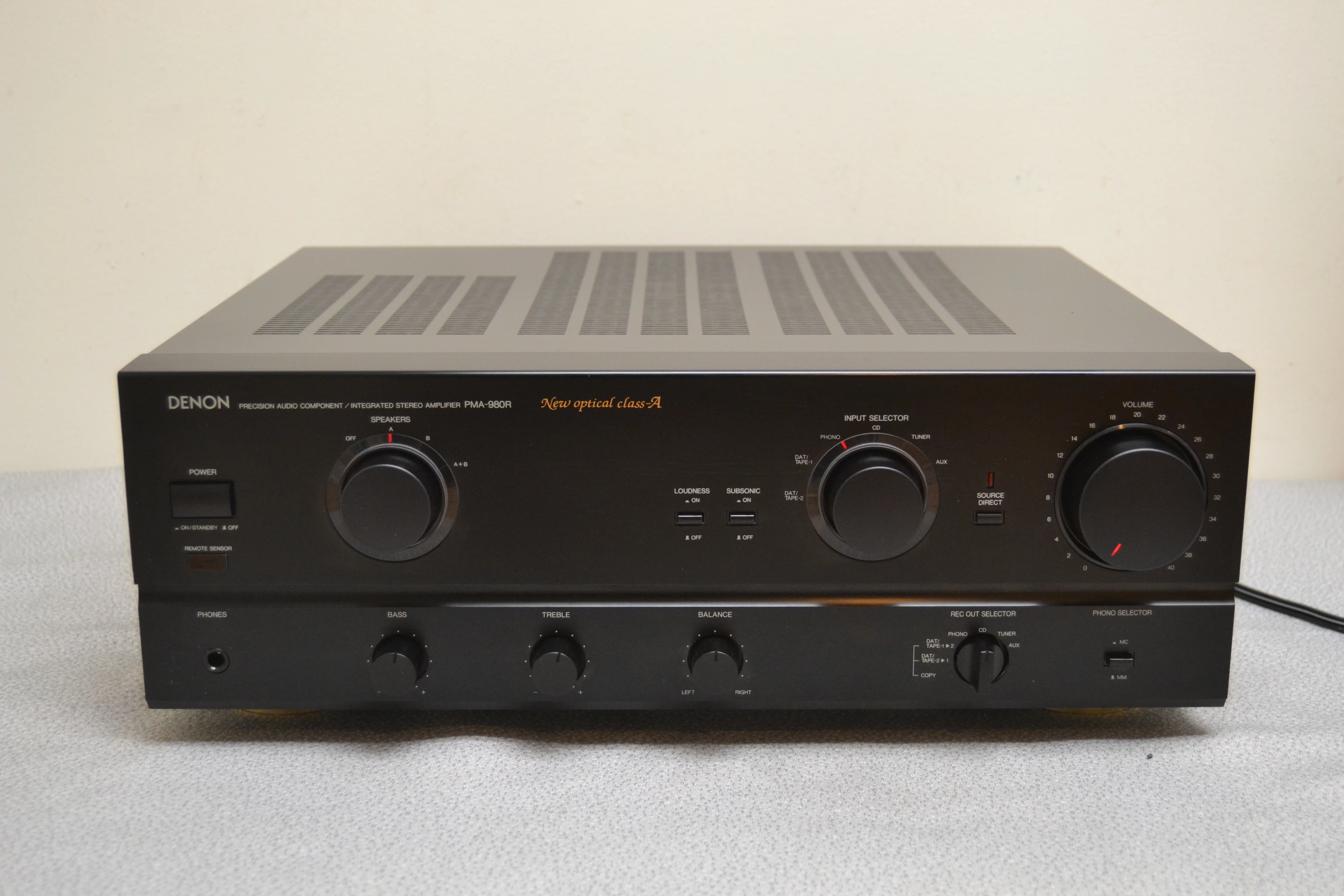 Denon PMA-980R Integrated Amplifier * 90W RMS * 1992