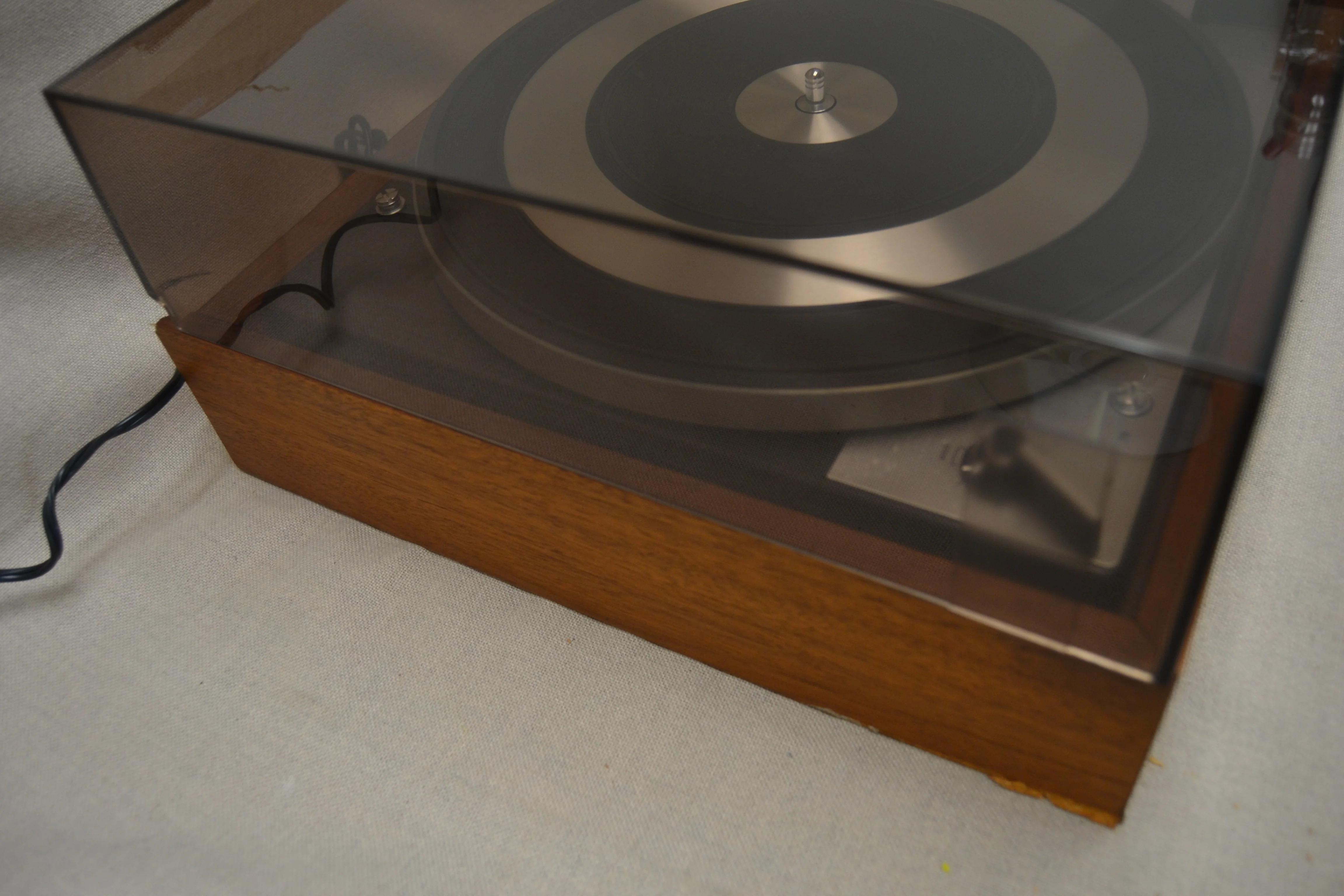 Dual 1219  3-Speed Fully-Automatic Idler-Drive Turntable (1969) - Image 2