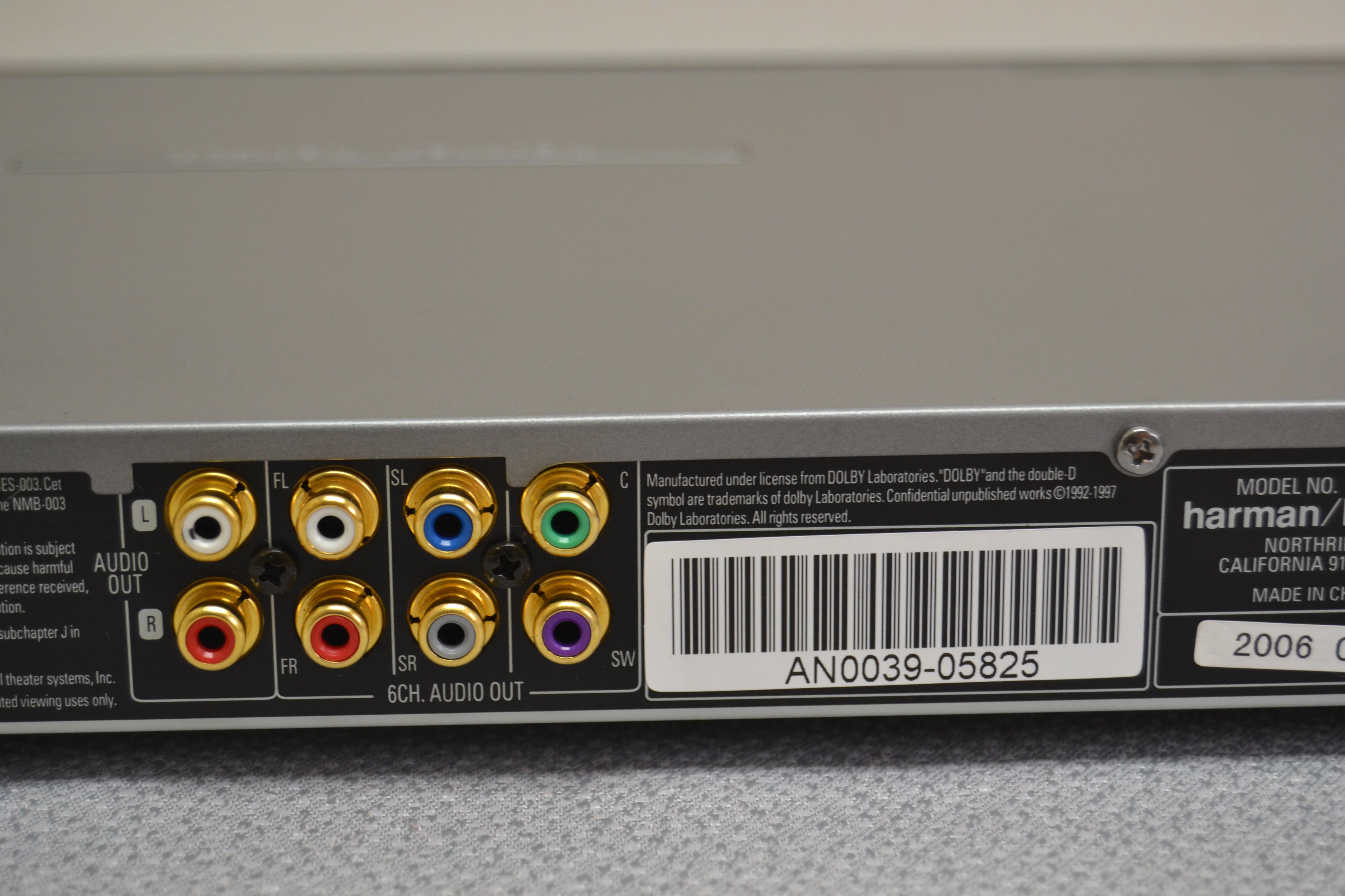 DVD 47 PROGRESSIVE-SCAN DVD AUDIO/VIDEO PLAYER WITH SACD™ and HDMI * Remote * - Image 14