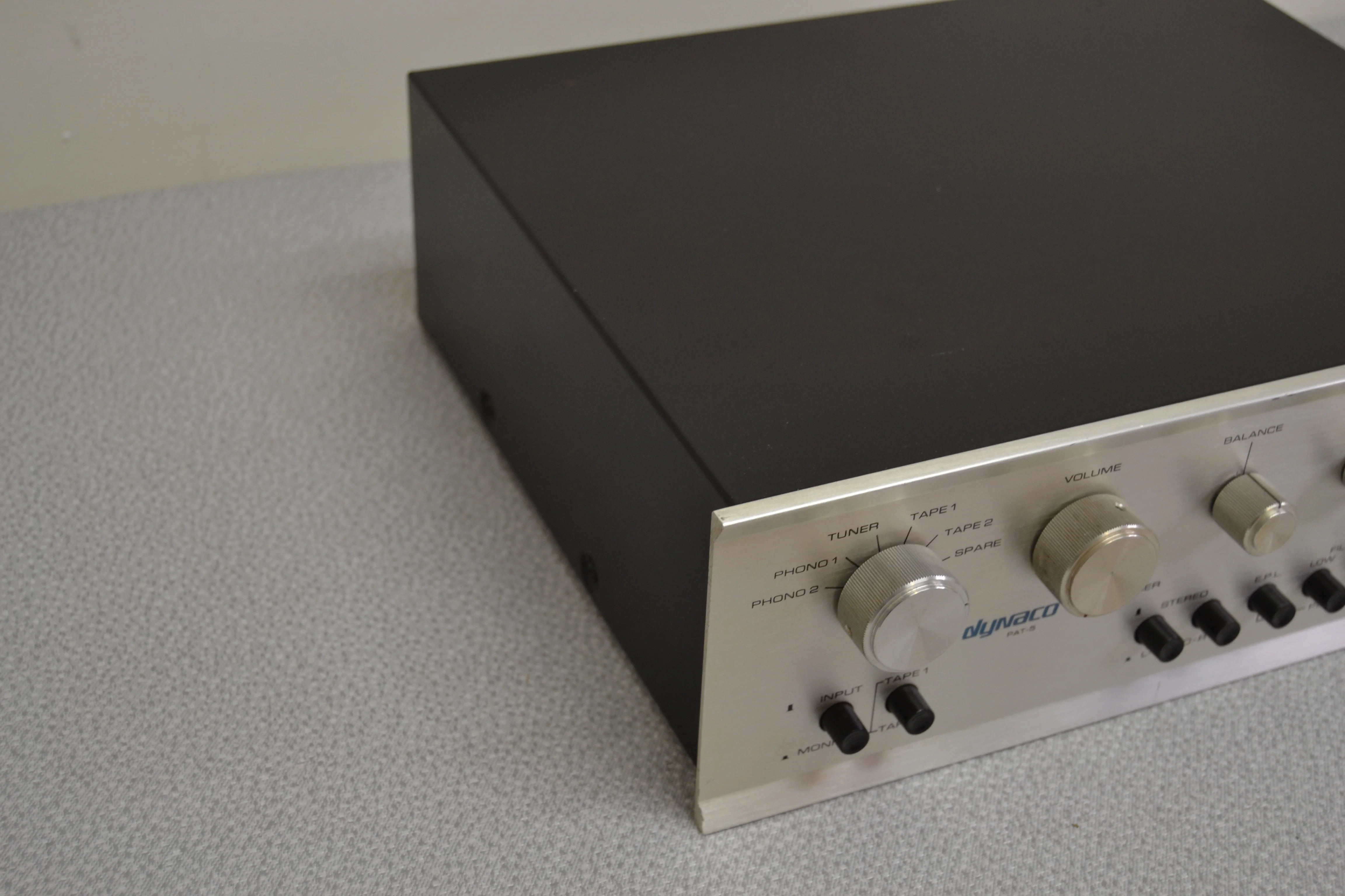 Dynaco PAT5 Stereo PreAmplifier - Image 7