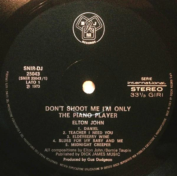 Elton John - Don't Shoot Me I'm Only The Piano Player (LP, Album, Gat) (Very Good Plus (VG+)) - Image 3