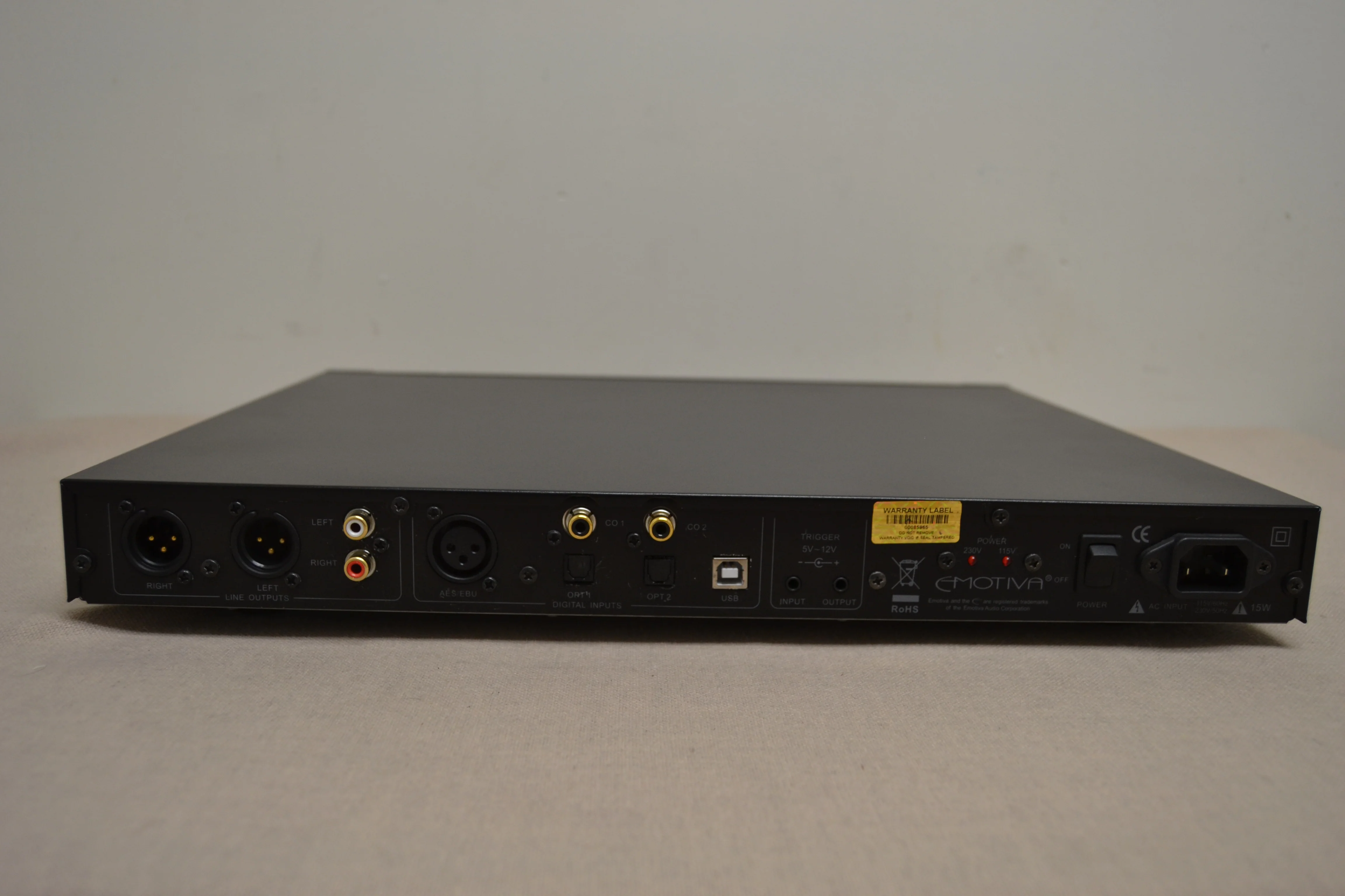 Emotiva XDA-1 Differential Reference DAC - Image 12